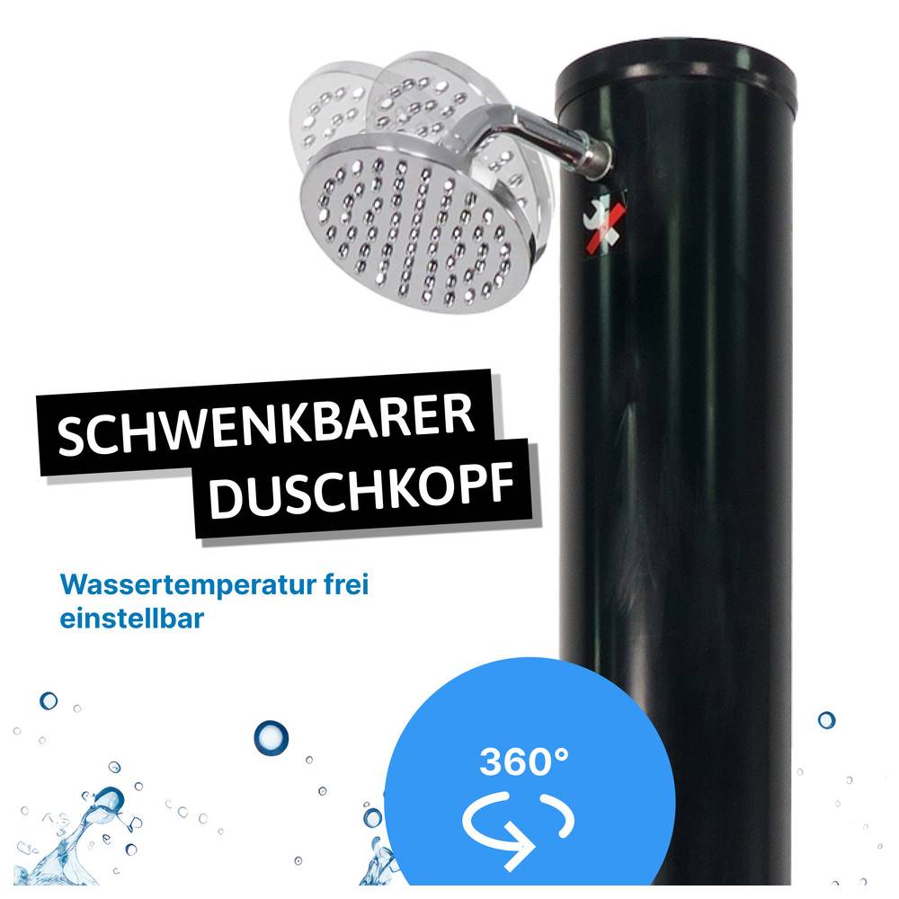 Eine schwarze zylindrische Outdoor-Dusche mit einem verstellbaren Schwenkbrausekopf. Text lautet 'Schwenkbarer Duschkopf' und 'Wassertemperatur frei einstellbar.' Ein 360-Grad-Symbol ist sichtbar.
