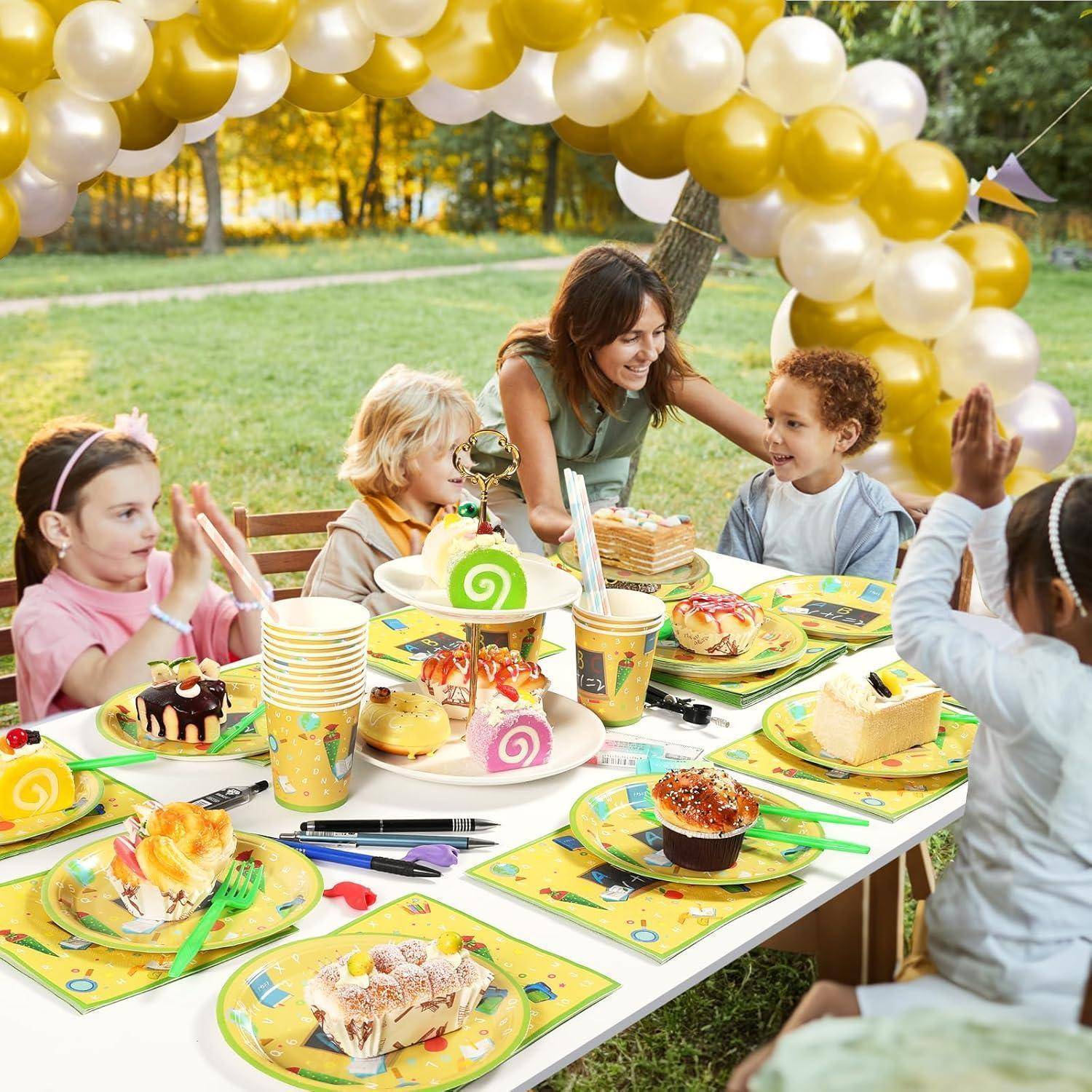 60-teiliges Schulanfang Servietten Set buntes ABC Einschulung Party