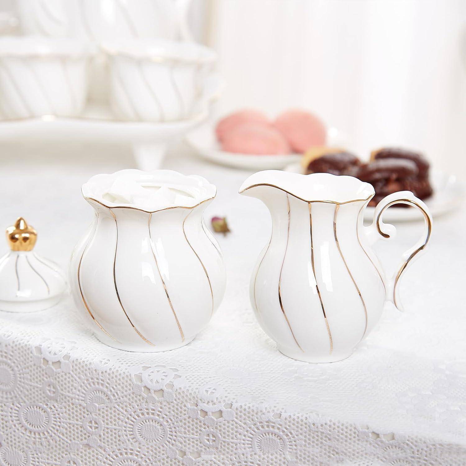 Weißes Sahne- und Zuckerset, britisches Design, handgefertigte goldene
