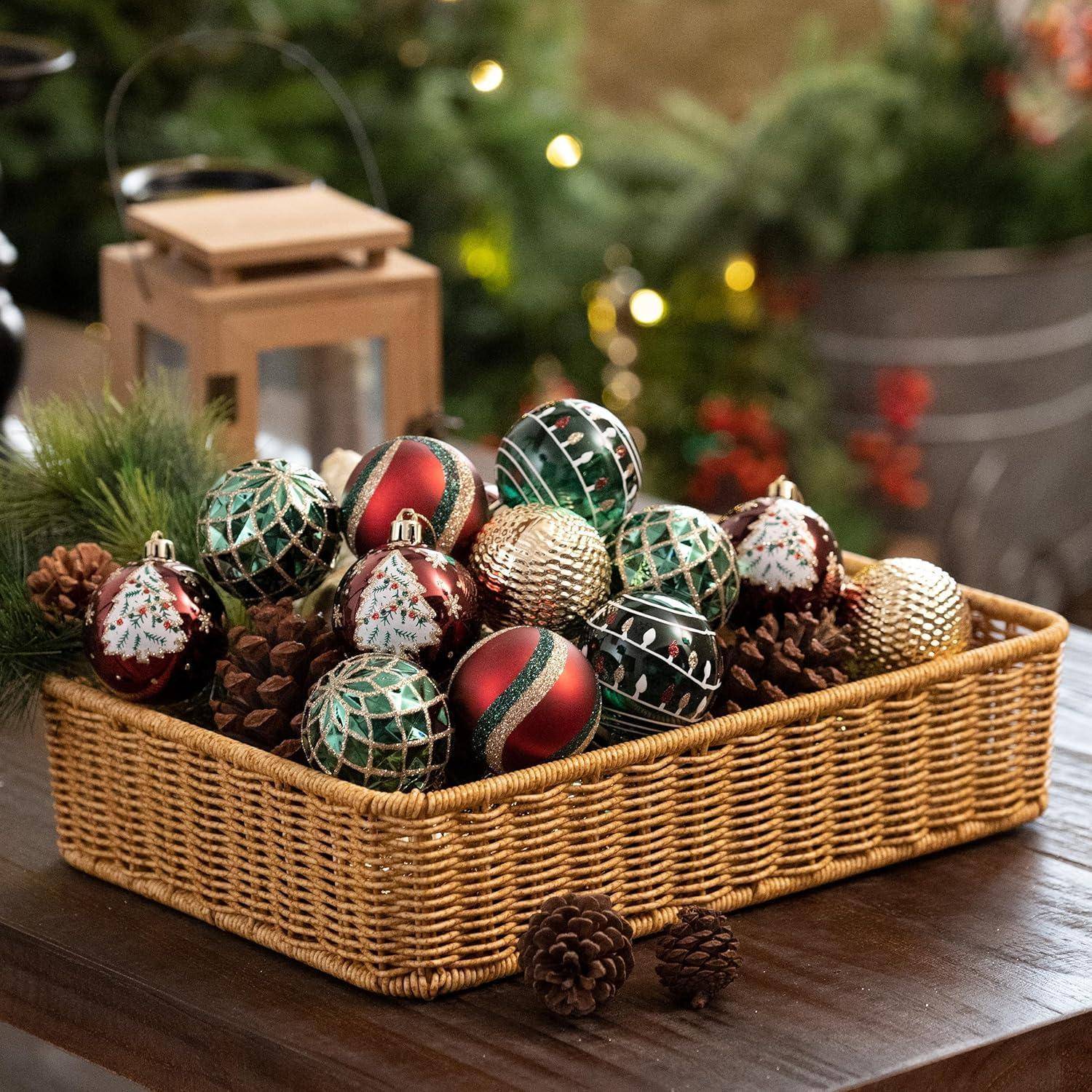 Weihnachtskugeln 16 Stück 6 cm Geschenkpaket Aufhänger Rot Grün Gold