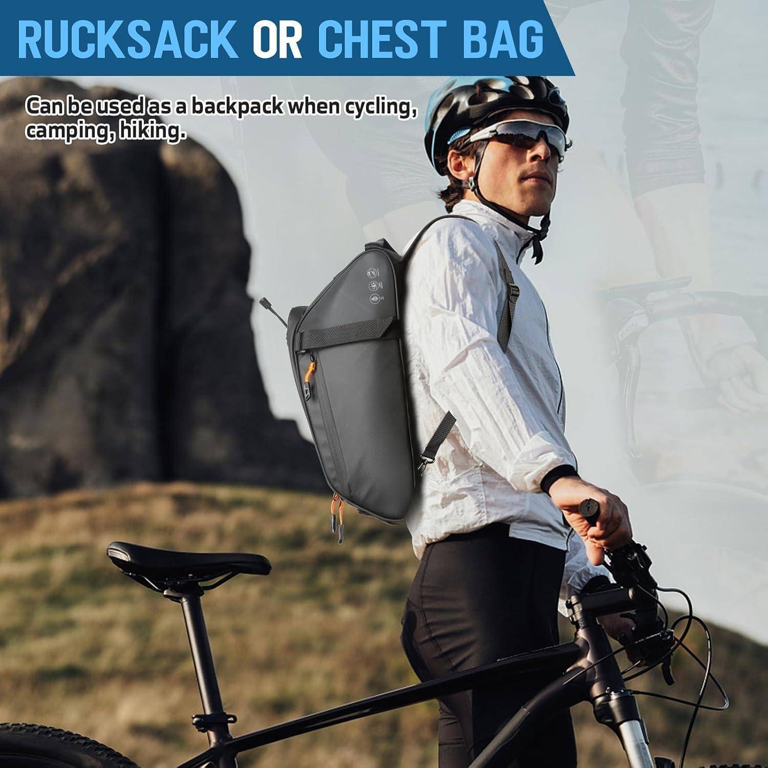 Ein Radfahrer mit Helm und einer Umhängetasche, die sich für Radfahren, Camping und Wandern eignet, mit dem Text 'RUCKSACK ODER BRUSTTASCHE