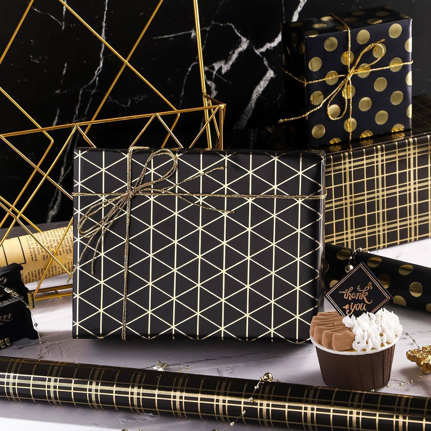 Geschenkpapierrolle 3 Rollen 43,2x3,05m Geometrie Gold und Schwarz