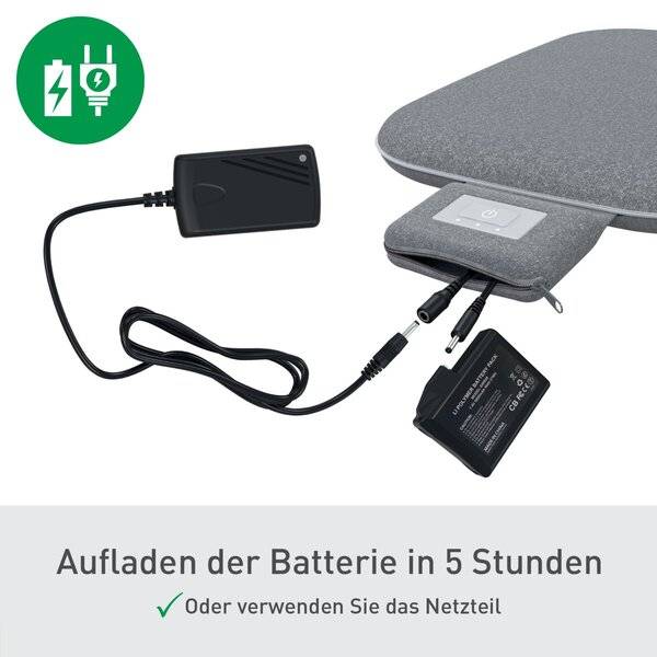 Batterieladegerät verbunden mit einem grauen beheizten Kissen und Batteriepack, mit deutschem Text 