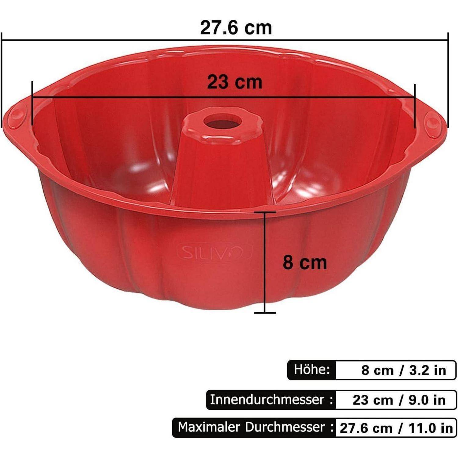 Rote Bundt-Kuchenform mit einem Bodendurchmesser von 23 cm und einem oberen Durchmesser von 27,6 cm. Die Höhe beträgt 8 cm.