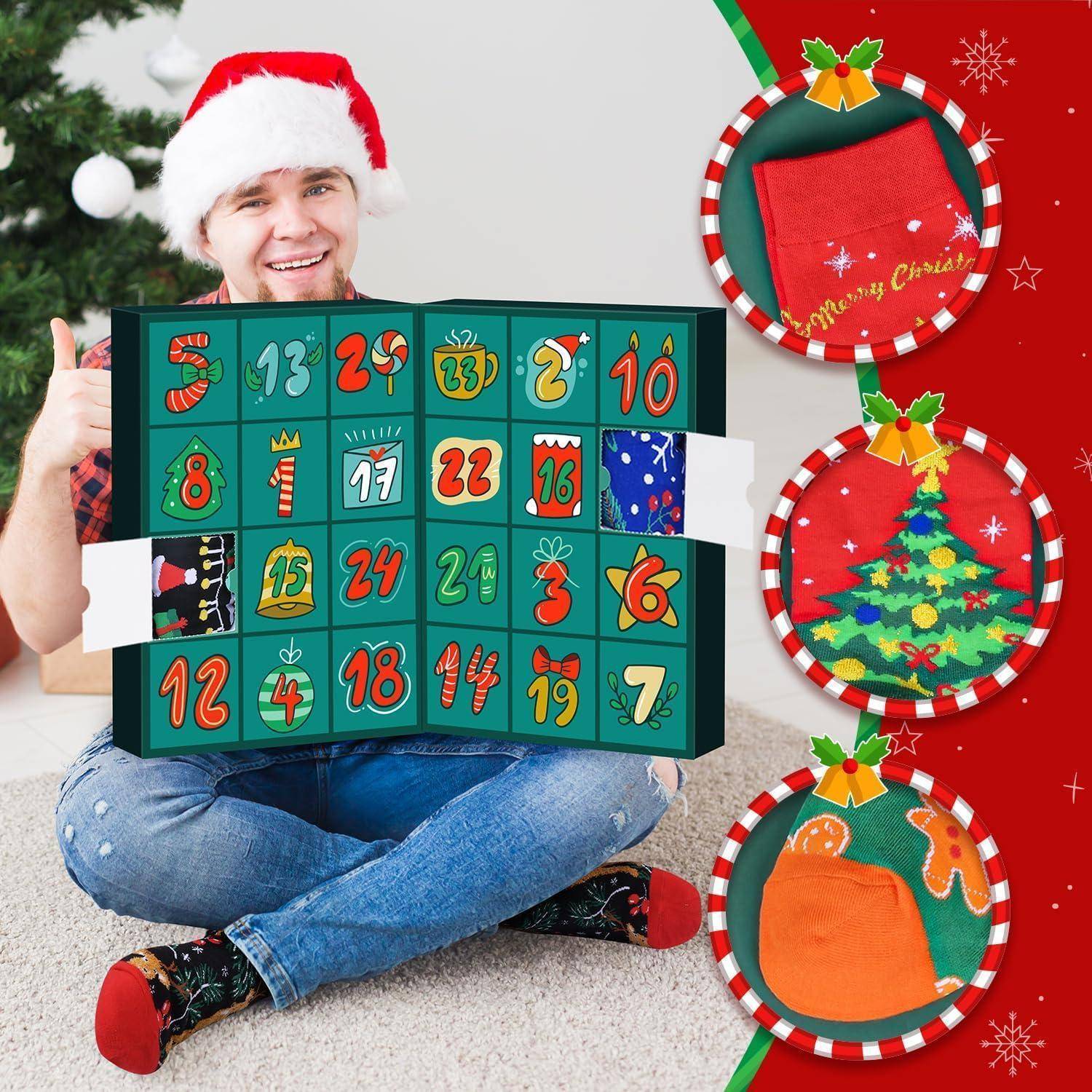 Eine Person mit einer Nikolausmütze zeigt einen weihnachtlich gestalteten Adventskalender mit verschiedenen Zahlen und Weihnachtssymbolen. Drei Nahaufnahmen von Feiertagsgegenständen befinden sich daneben.