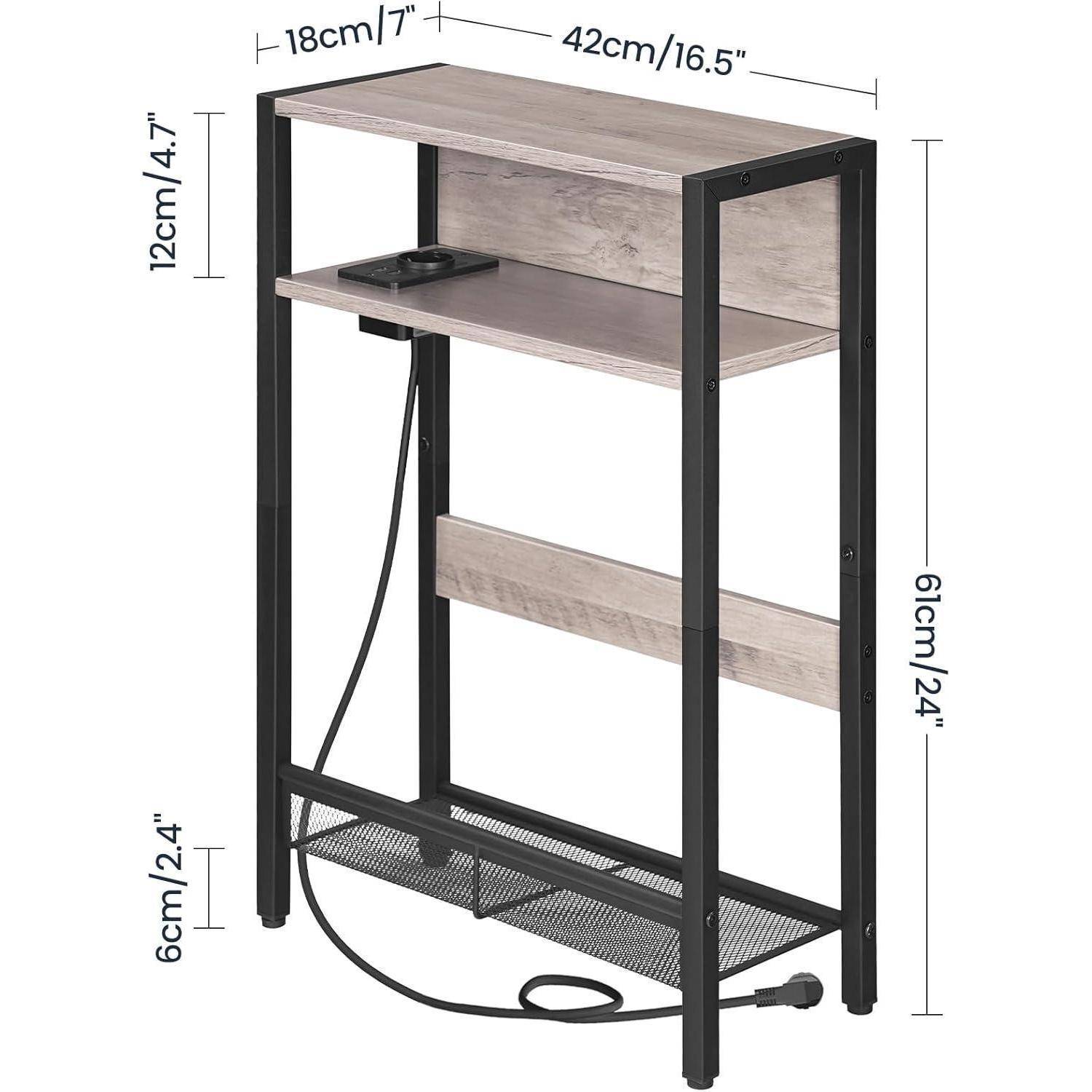 Schreibtisch aus Holz und Metall mit Regalen, 42 cm breit und 61 cm hoch, ausgestattet mit einer Steckdosenleiste mit Kabel und zusätzlichem Stauraum.
