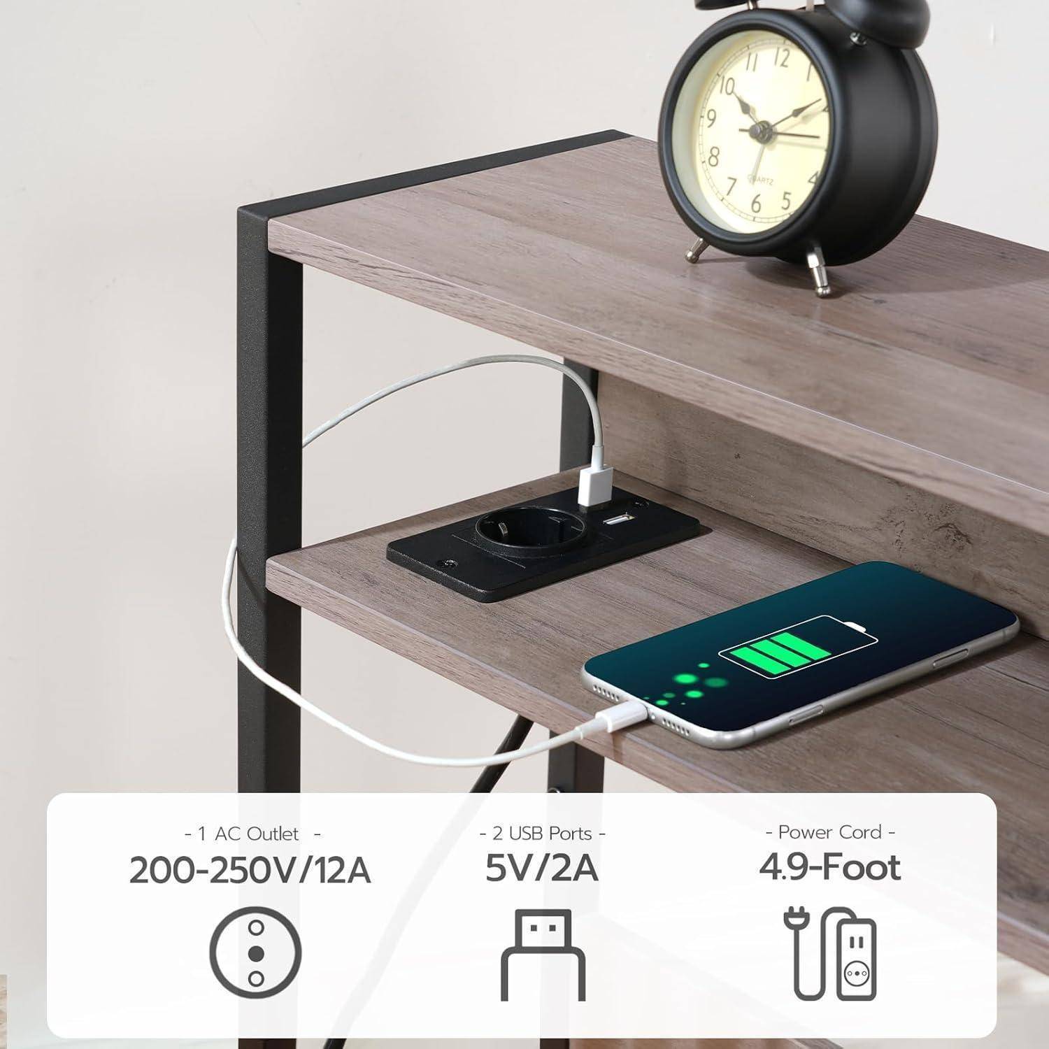 Ein Nachttisch mit einem Wecker und einem Smartphone, das drahtlos aufgeladen wird. Etiketten zeigen Merkmale an: Netzsteckdose, USB-Anschlüsse, 1,5-Meter-Kabel.