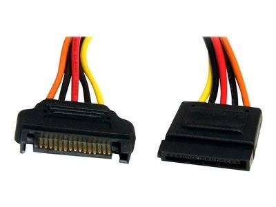 SATA-Kabelstecker mit mehrfarbigen Kabeln; verwendet für Daten- und Stromübertragung in Computer-Hardware.