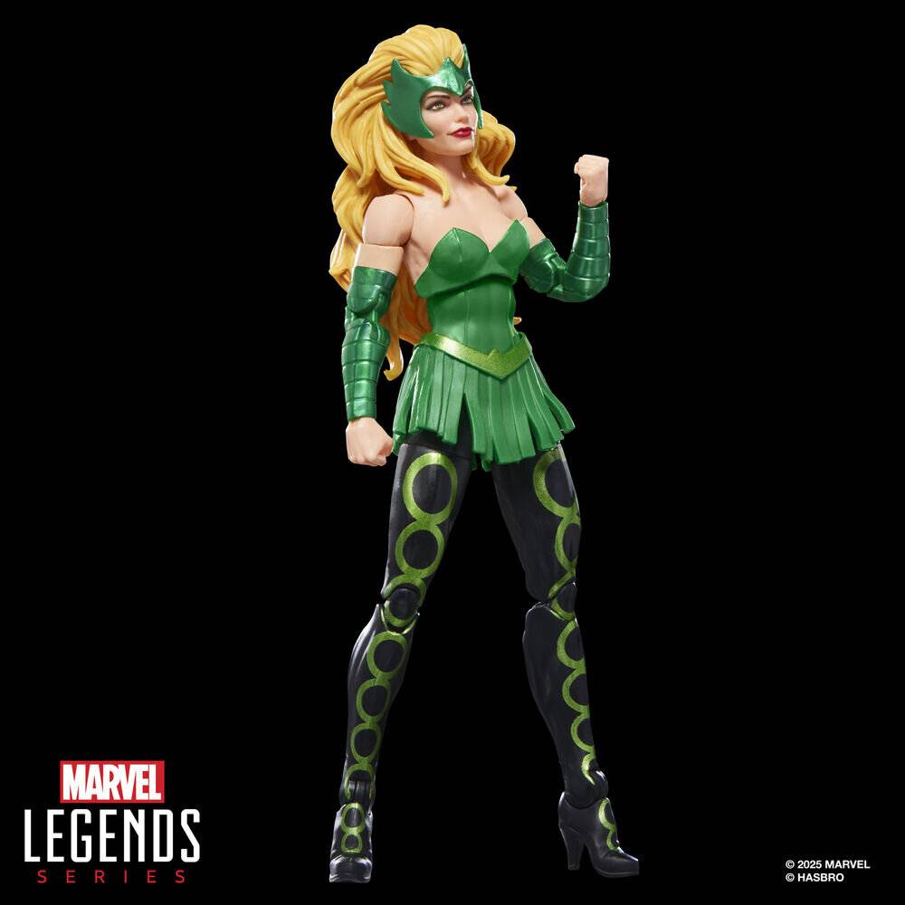 Marvel Legends Serie Actionfigur einer weiblichen Superheldin in grünem Kostüm mit blondem Haar, in Pose vor schwarzem Hintergrund.