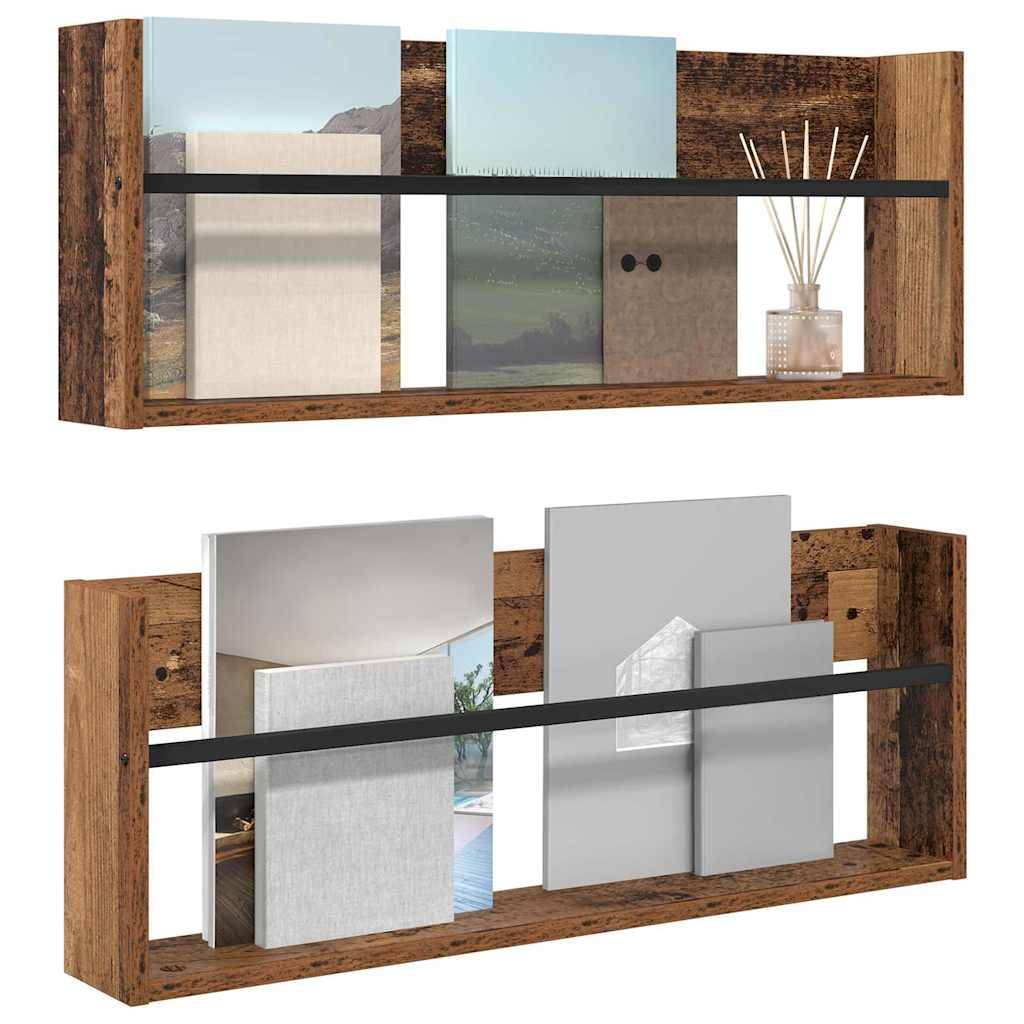 Zwei Holz-Wandregale, die gerahmte Bilder, dekorative Bücher und einen Schilfrohr-Diffuser auf dem oberen Regal präsentieren und minimalistisches Dekor zur Schau stellen.