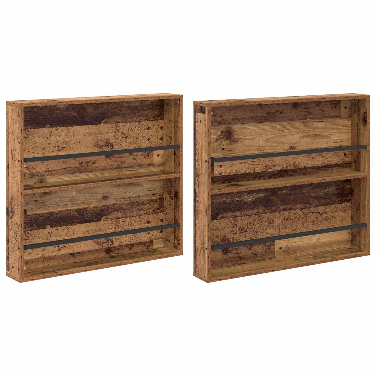 Zwei rustikale Holzwandregale mit Metallgeländern in einer verwitterten Optik, nebeneinander angeordnet. Ideal zur Aufbewahrung oder Dekoration.