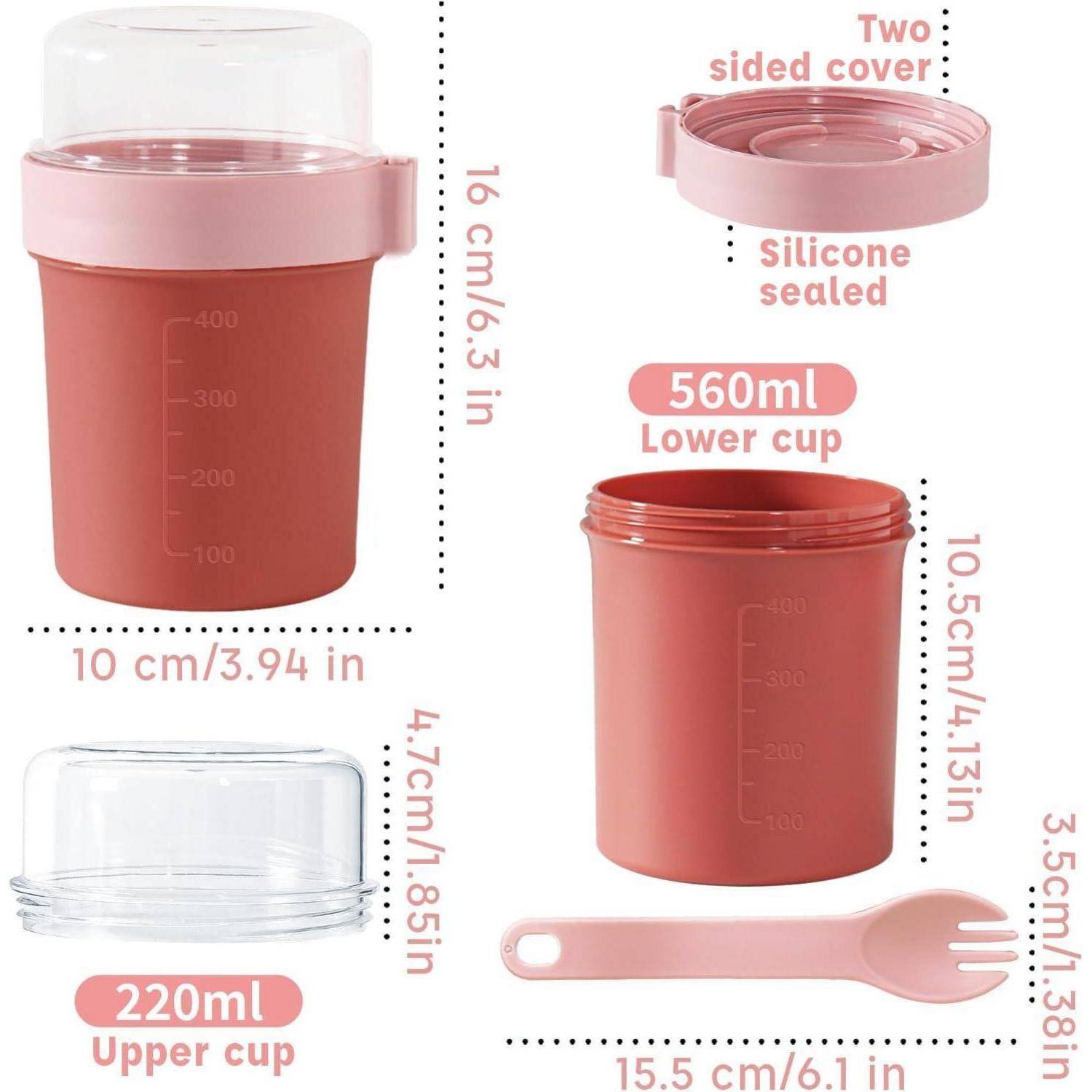 Bento-Box mit Behältern: Obere Tasse (220 ml) 4,7 cm hoch, untere Tasse (560 ml) 10,5 cm hoch. Zweiseitiger Silikondeckel, Gabel, alles in Pink.