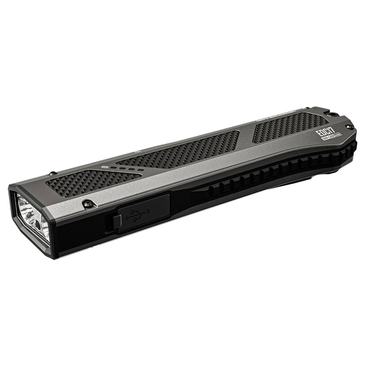 Nitecore EDC17 LED Taschenlampe 1500 Lumen UV und Laser - Schwarz