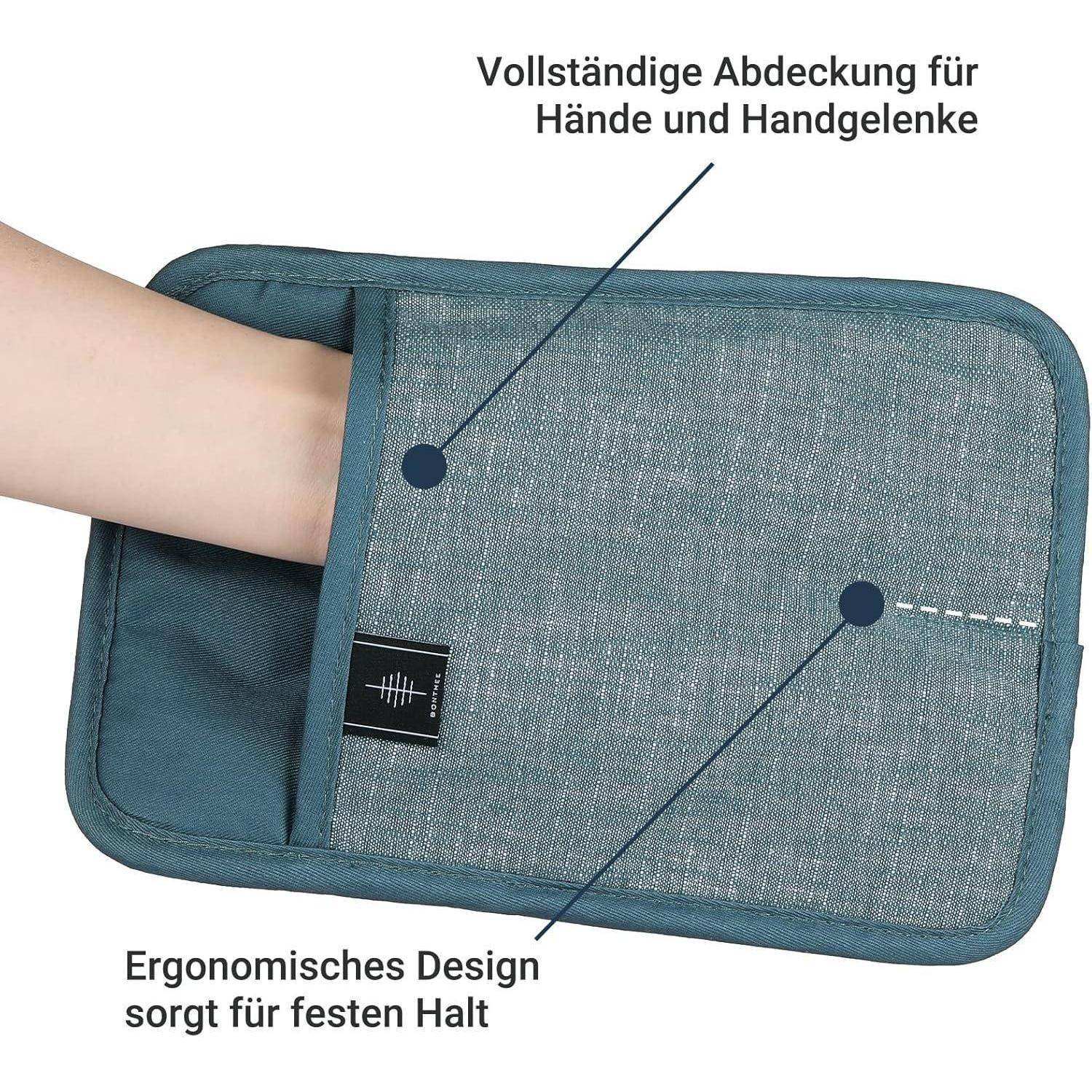 Eine Hand wird in einen blauen ergonomischen Handschuh eingeführt, der den Händen und Handgelenken vollständige Abdeckung mit einem komfortablen Griff bietet. Der deutsche Text erklärt die Designvorteile.