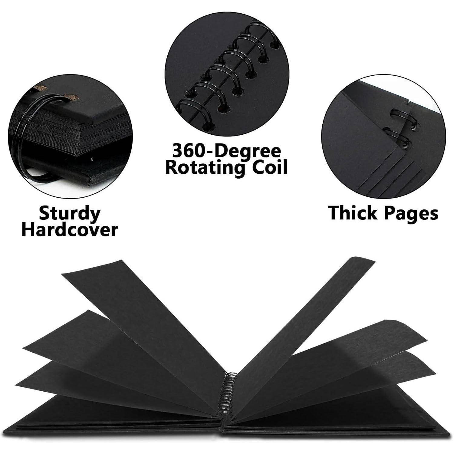 Ein schwarzes spiralgebundenes Fotoalbum mit dicken Seiten und einem robusten Hardcover. Kreisförmige Einlagen heben die 360-Grad-Rotationsfunktion der Spirale hervor.