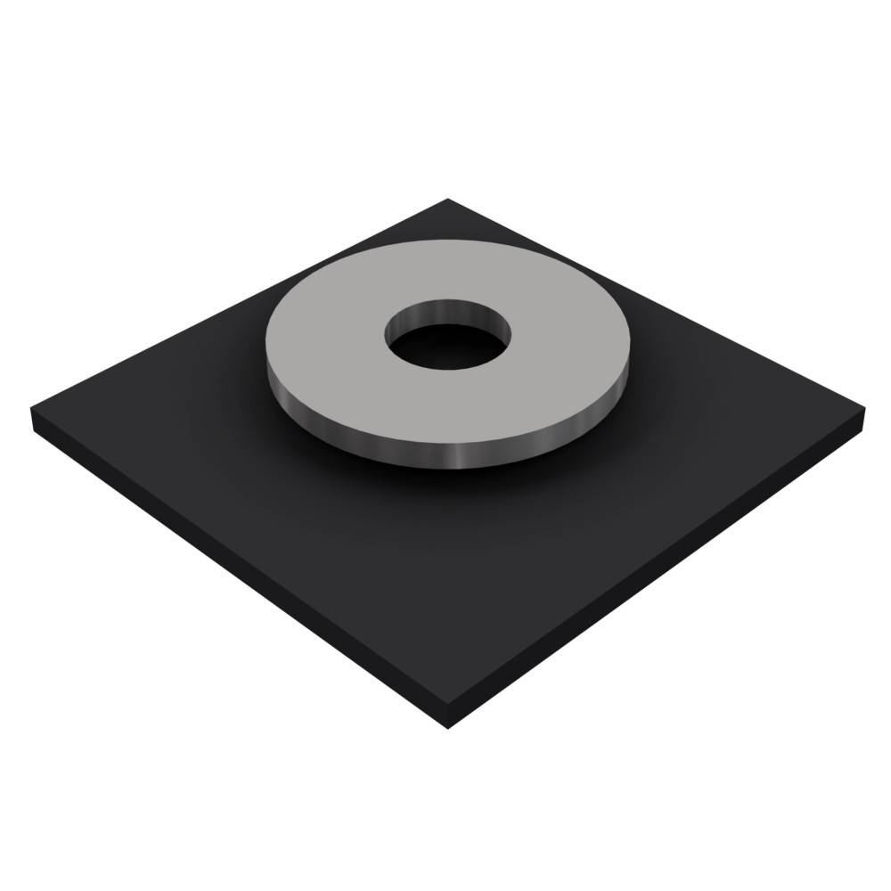 Ein schwarzer Sockel in quadratischer Form mit einem zentralen Loch und einer flachen, runden, grauen Scheibe an der Oberfläche, die ebenfalls ein zentrales Loch aufweist.