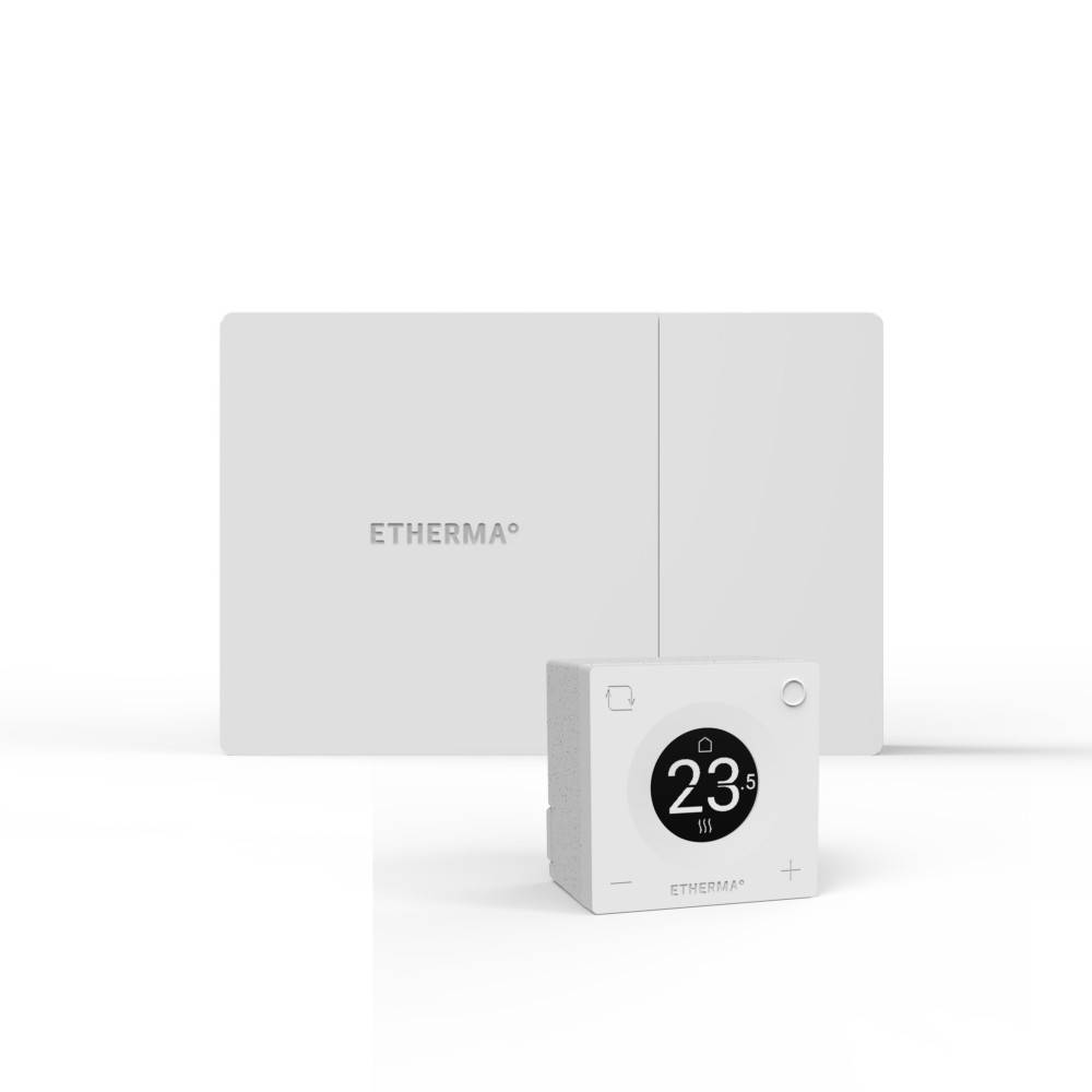 Ein intelligentes Thermostat, das ‚23,5°' anzeigt, mit einer wandmontierten Bedieneinheit der Marke ‚ETHERMA' in einem minimalistischen weißen Design.