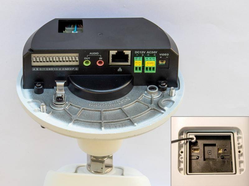 L-KM-5403-PFV,  4 MP | 1/1,8" CMOS Sensor  Vario-Zoom | 114° - 48° (H)  Videoanalyse (Spezial)  Verpixelung (DSGVO