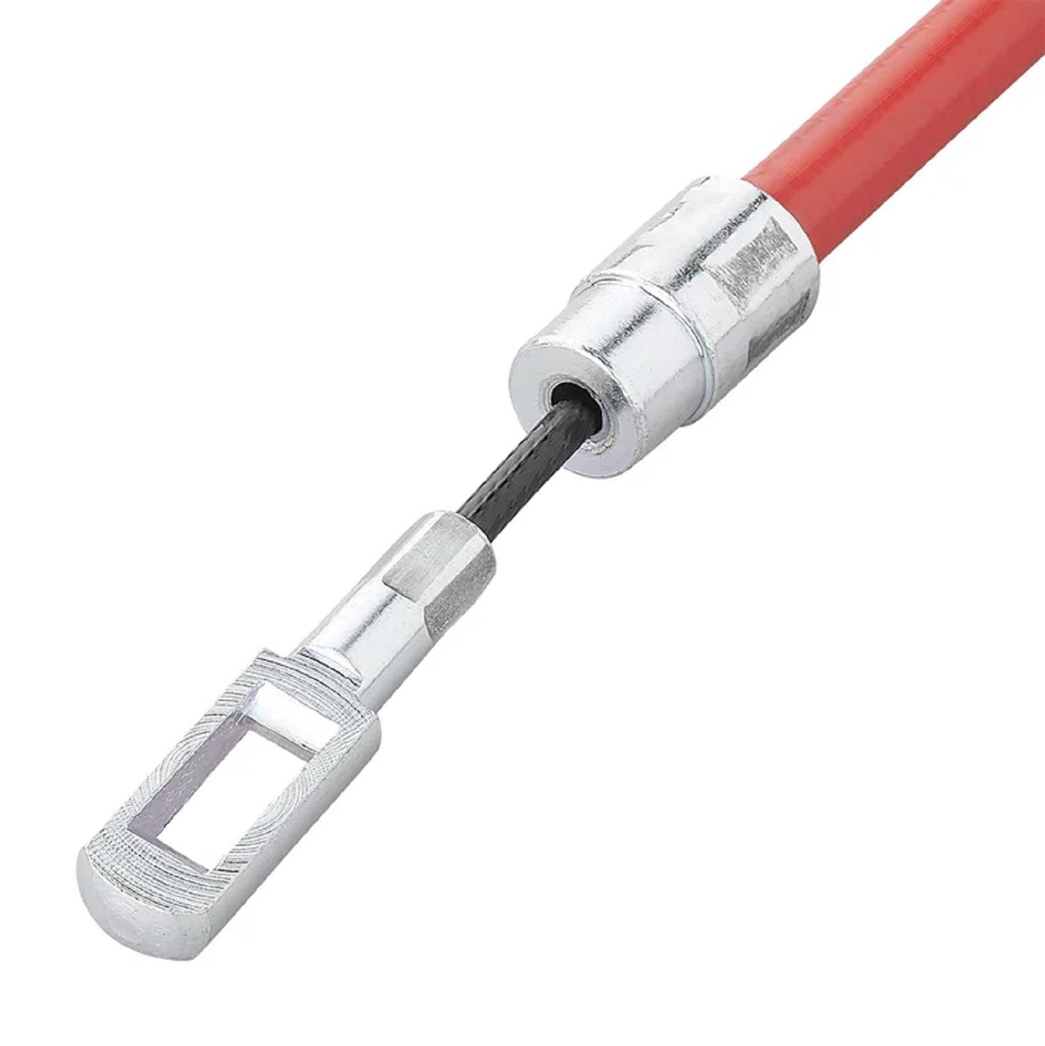 Eine Metallschelle, die an ein rotes isoliertes Kabel angebracht ist, wahrscheinlich für elektrische oder mechanische Zwecke verwendet, vor einem einfarbigen weißen Hintergrund.