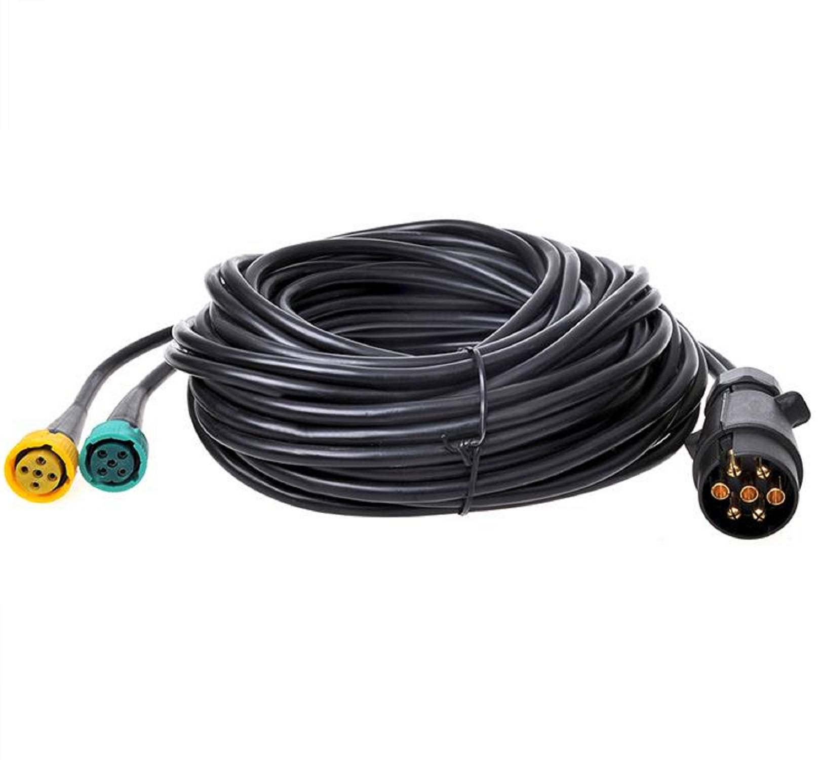 Schwarzes, gewickeltes elektrisches Kabel mit drei Anschlüssen: einem gelben, einem grünen und einem schwarzen. Geeignet für verschiedene Verbindungsanforderungen.