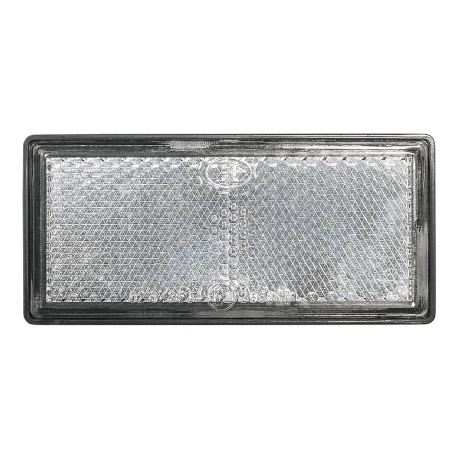 Ein rechteckiger Katzenaugen-Rückstrahler mit einer strukturierten Silberoberfläche, eingebettet in einen schwarzen Rahmen, der zur Sichtbarkeit und Sicherheit verwendet wird.