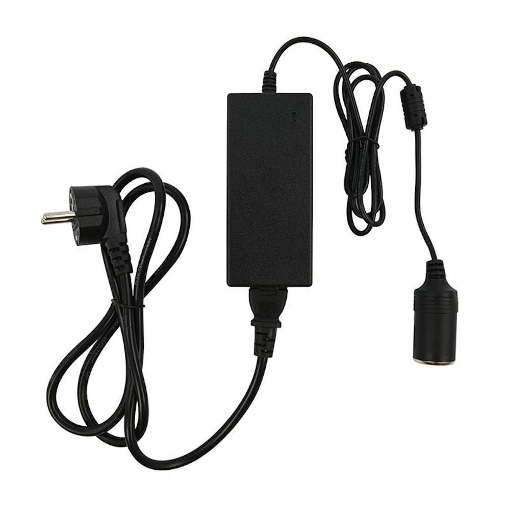 Ein schwarzes Netzteil mit europäischem Stecker und zylindrischem Anschluss, typischerweise für Elektronikgeräte oder Laptops verwendet.