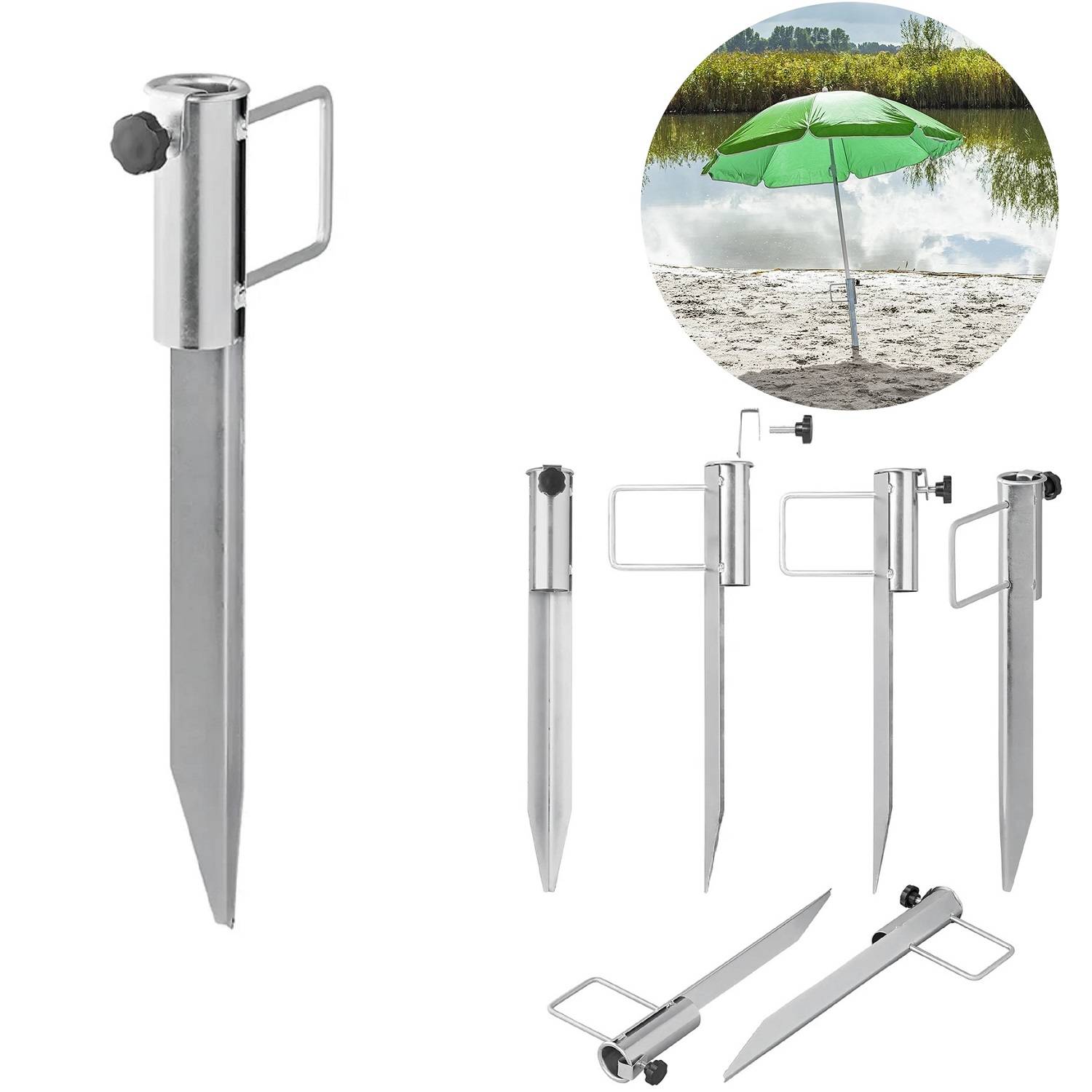 Ein silberner Sandanker für Strandschirme mit mehreren Ansichten, die seinen verstellbaren Knopf zeigen und wie er einen grünen Schirm am Sandstrand stützt.