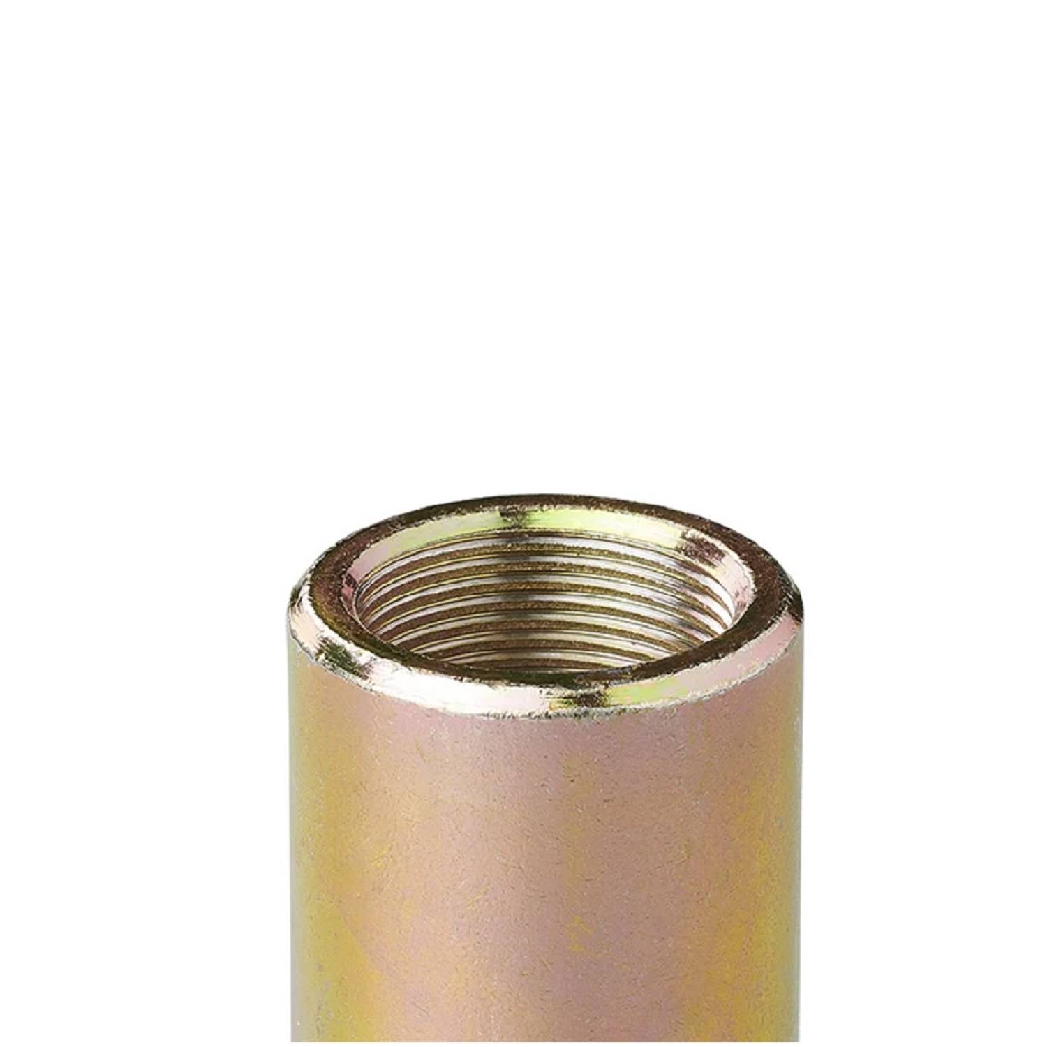 Ein Metallrohrverschraubung mit sichtbaren Gewinderillen an der offenen Endseite, verwendet für Verbindungen in der Sanitär- oder Bauinstallation.