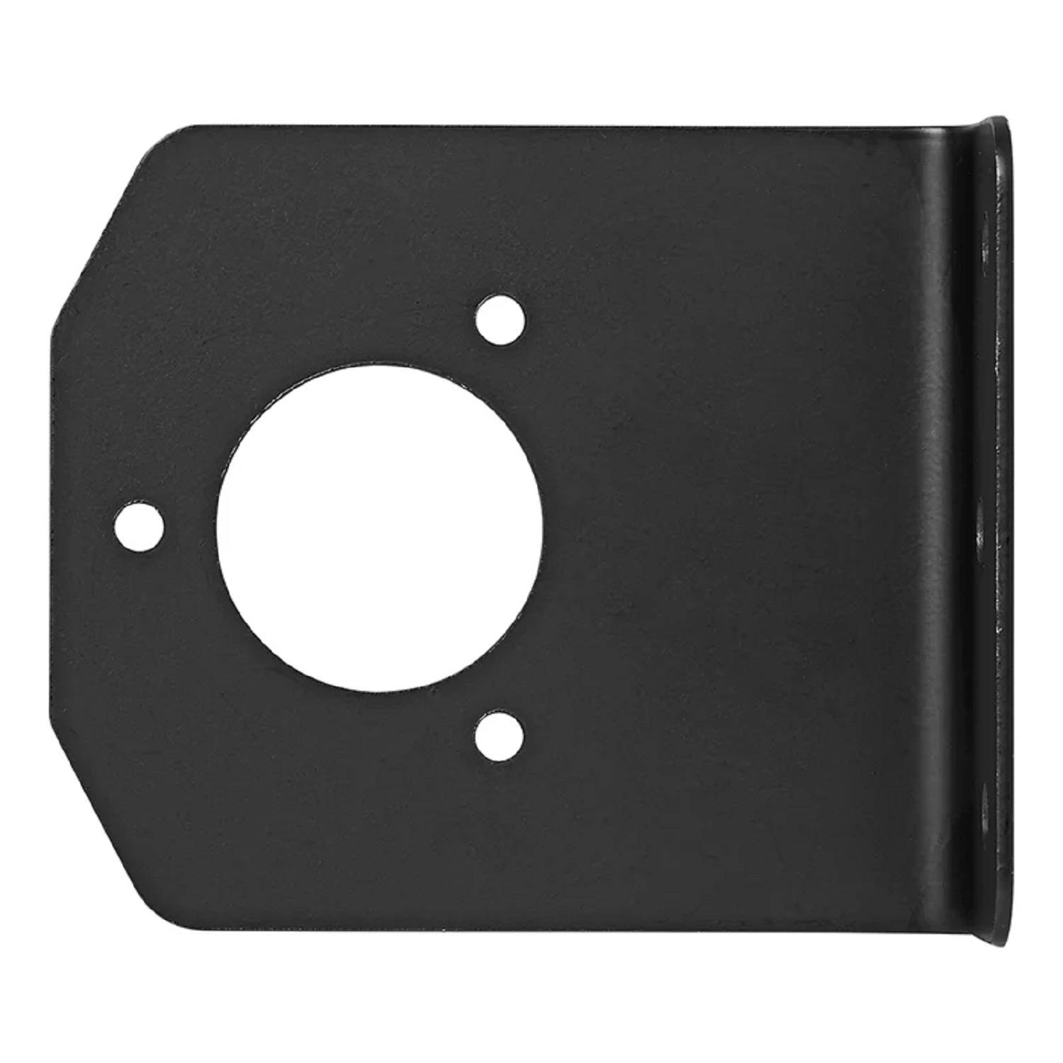 Eine schwarze Metallhalterung mit einem großen zentralen Loch und zwei kleineren umgebenden Löchern, die zur Befestigung von Komponenten verwendet wird.