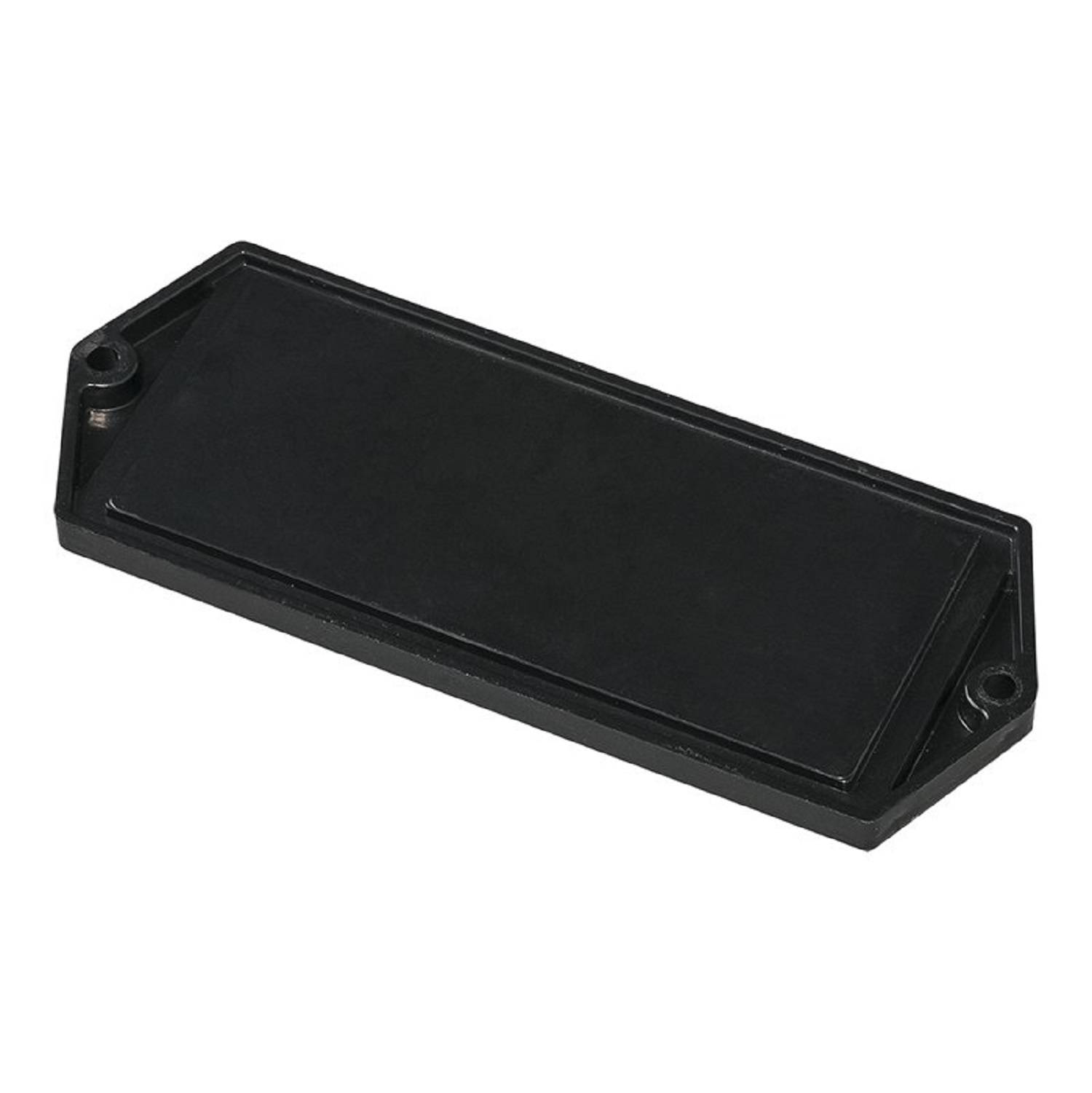 Rechteckiger schwarzer Koffer für Saiteninstrumente, in einem schwarzen Rahmen, von oben betrachtet.