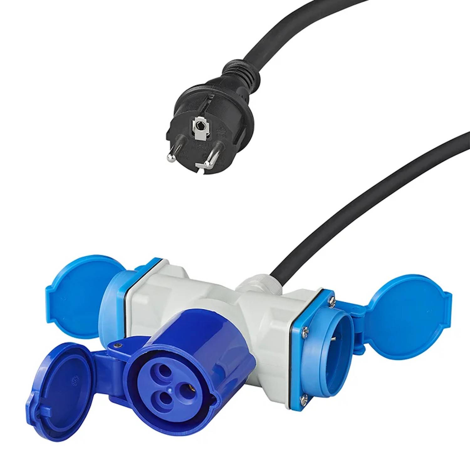 Ein blau-grauer Dreifach-Elektro-Adapter mit angeschlossenem Stecker, der verschiedene Arten von Steckdosenöffnungen und Schutzabdeckungen aufweist.