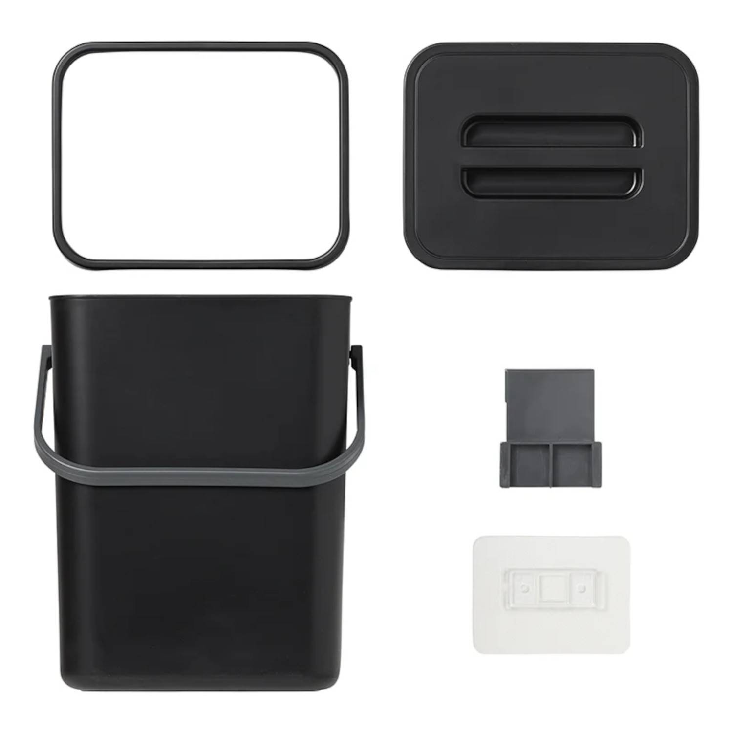 Schwarzer Kompostbehälter mit Deckel, Griff und Filterhalter. Begleitet von einer rechteckigen Dichtung und einem Satz von zwei Geruchskontrollfiltern.