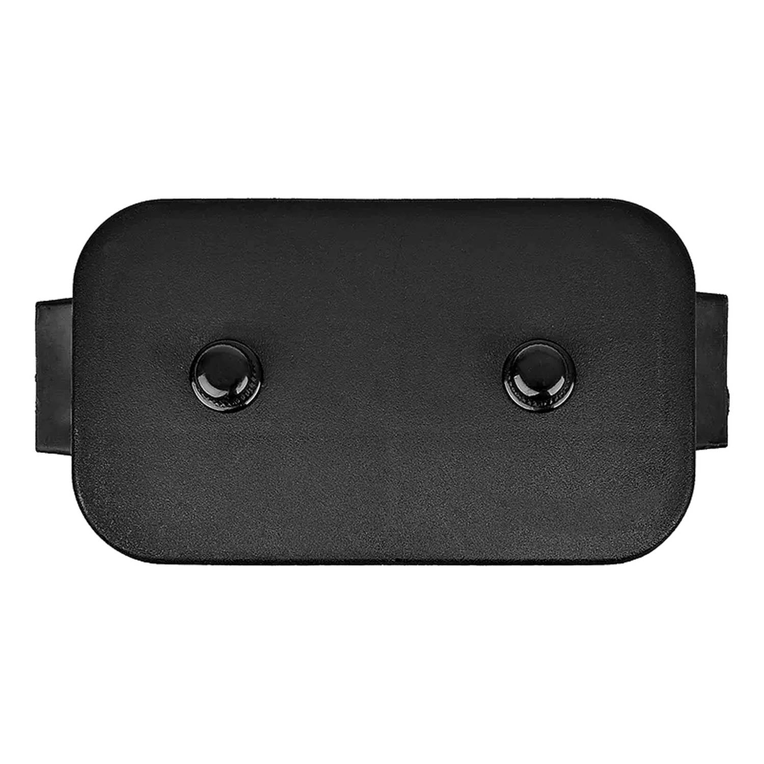 Ein schwarzes, rechteckiges Objekt mit zwei runden Knöpfen an einer Seite, möglicherweise eine Schutzhülle oder ein Deckel.