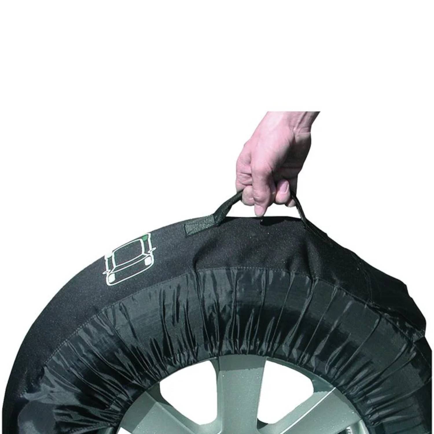 Eine Hand hält eine schwarze Reifenabdeckung, die ein Reserverad schützt und mit einer gedruckten Grafik eines Fahrzeugs sowie Lagerhinweisen versehen ist.
