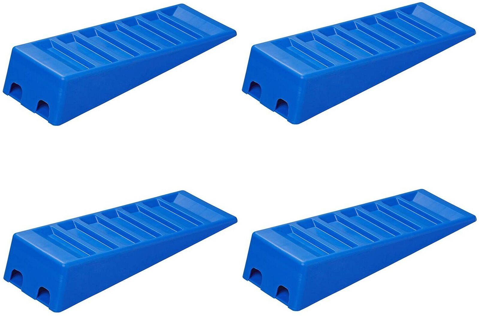 Blaue Rampenkeile in verschiedenen Ausrichtungen dargestellt.