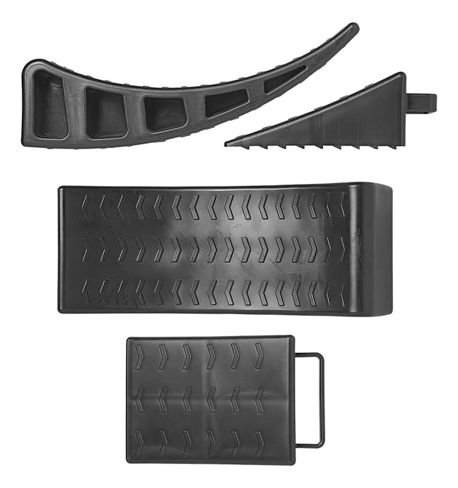 Verschiedene schwarze Kunststoff-Nivellierblöcke, einschließlich eines gekrümmten Blocks und eines Keils, die zur Stabilisierung oder Anhebung von Freizeitfahrzeugen oder Anhängern verwendet werden.