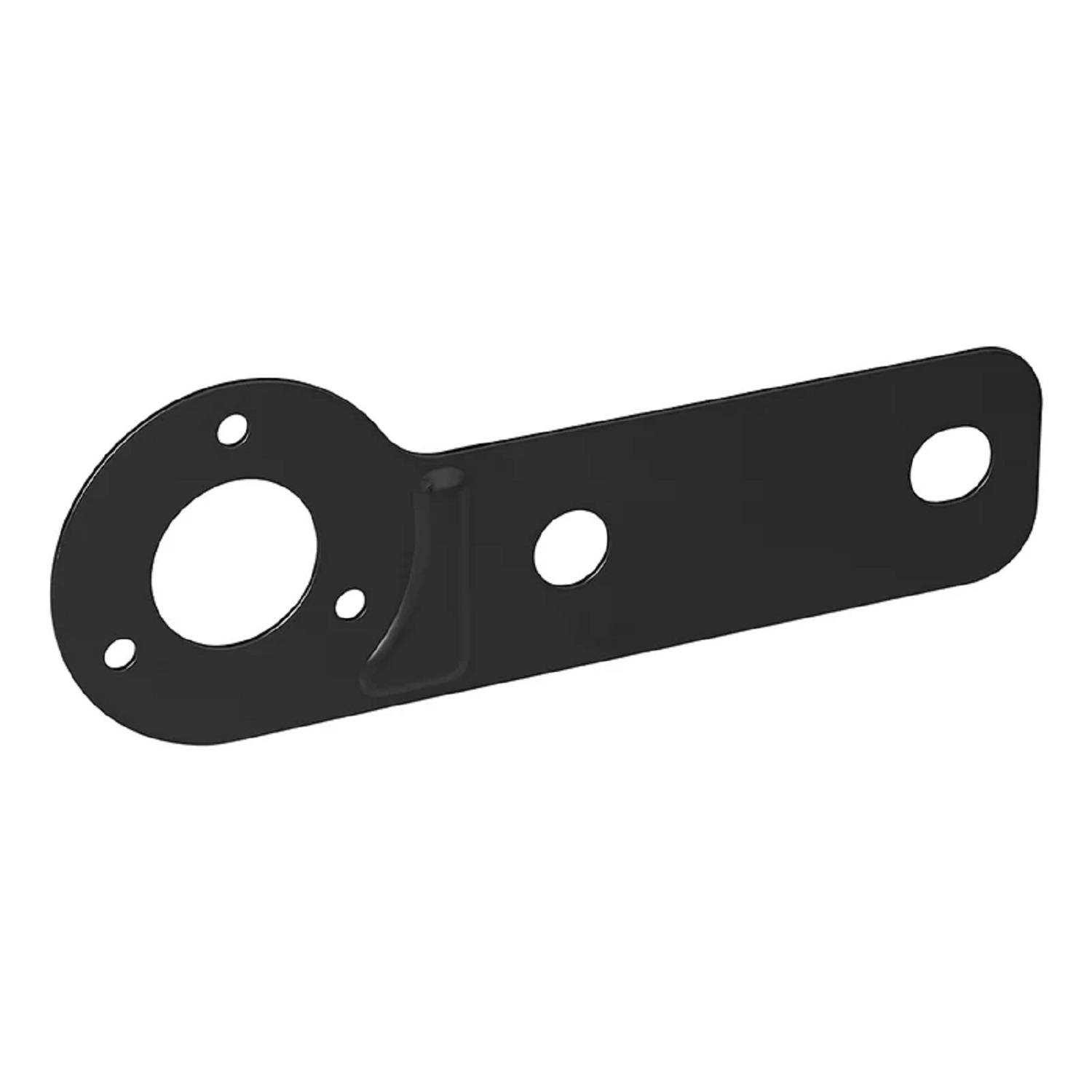 Eine schwarze Metallhalterung mit mehreren Löchern und einem kleinen Haken, wahrscheinlich zum Befestigen oder Sichern von Gegenständen, vor einem einfarbigen weißen Hintergrund.