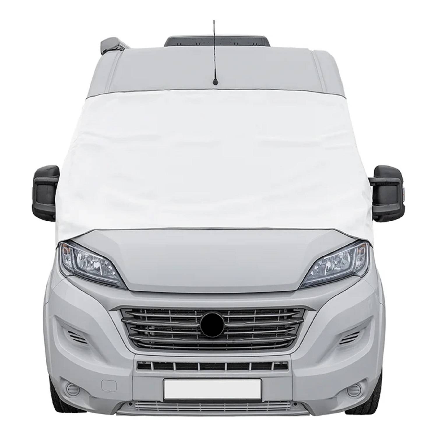 Ein weißer Transporter, der vorwärts geparkt ist, mit einer Schneeabdeckung über der Windschutzscheibe und dem Dach, die entwickelt wurde, um ihn vor Schnee und Eis zu schützen.