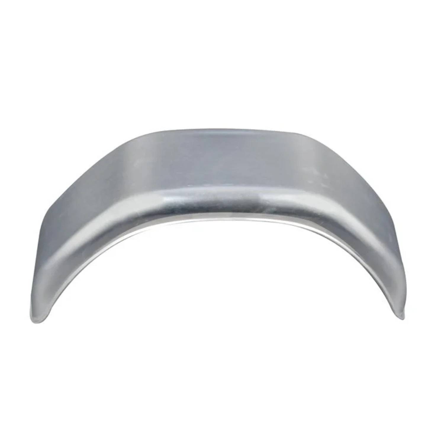 Ein gebogener Metallkotflügel für einen Anhänger mit einer glatten, glänzenden Oberfläche.