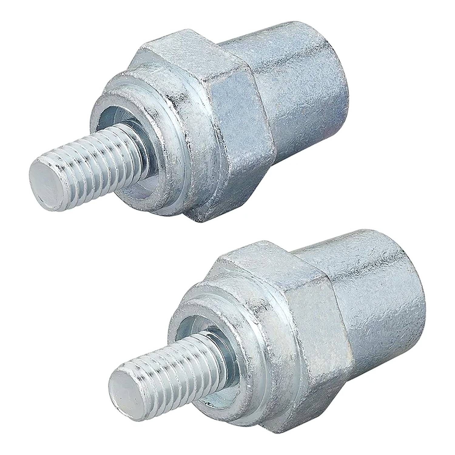 Zwei metallische sechseckige Verbinder mit Gewindeanschlüssen, die für industrielle Anwendungen verwendet werden. Im Design identisch, nach oben gerichtet.