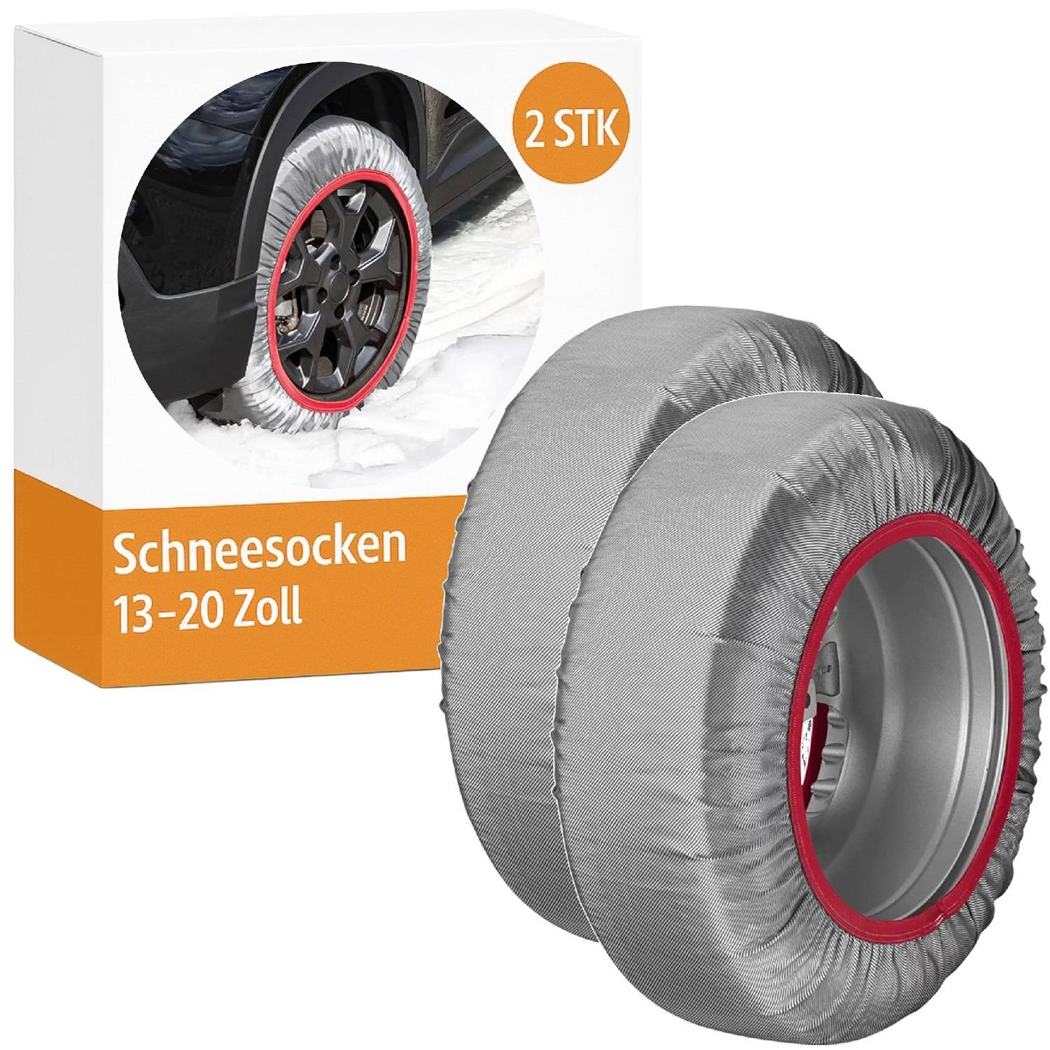 Zwei Schneesocken für Reifen auf der Verpackung, die die Kompatibilität für Reifen von 13 bis 20 Zoll anzeigen, dargestellt an einem Auto unter verschneiten Bedingungen.