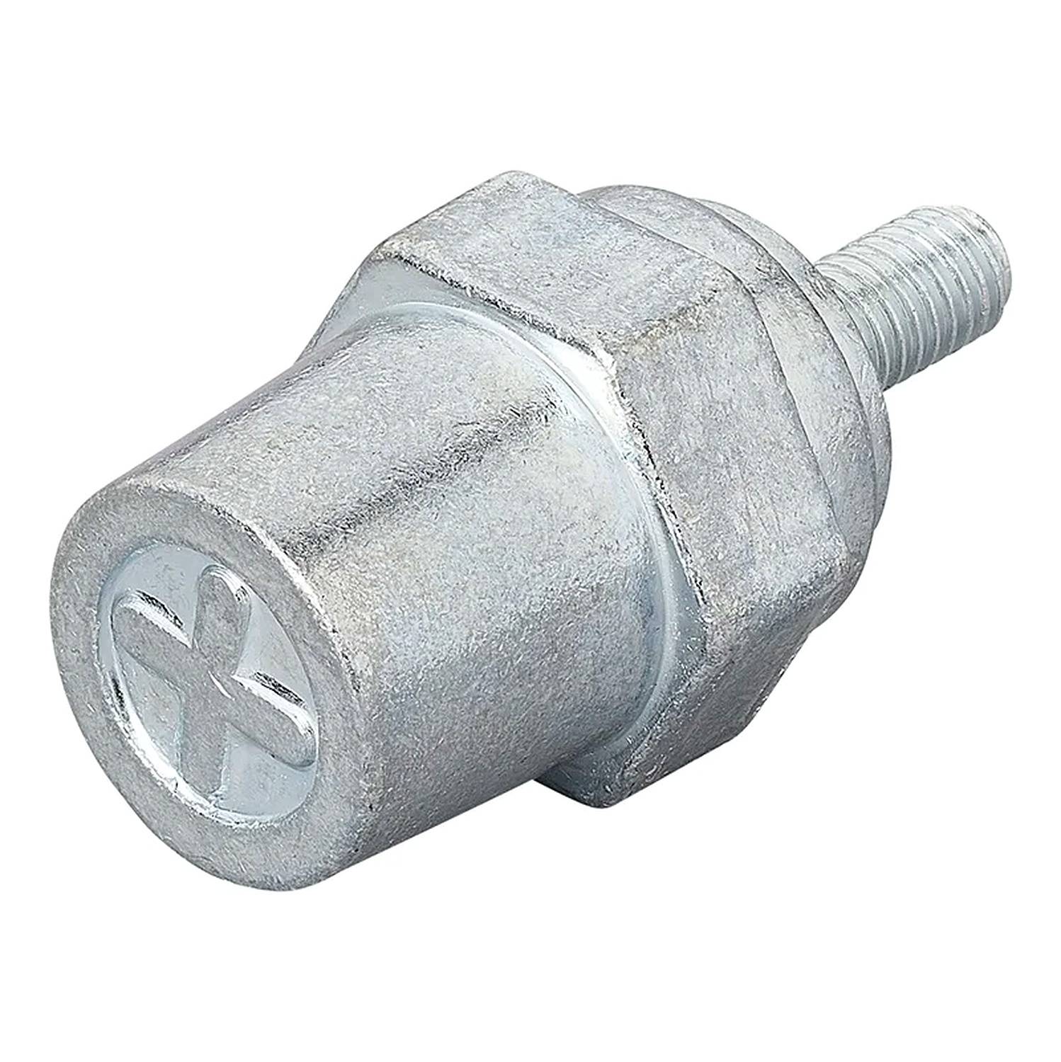 Eine sechseckige Radmutter mit vorstehender Gewindebolzenspitze, die auf dem Kopf ein Kreuzdesign aufweist und zur Radabsicherung verwendet wird.