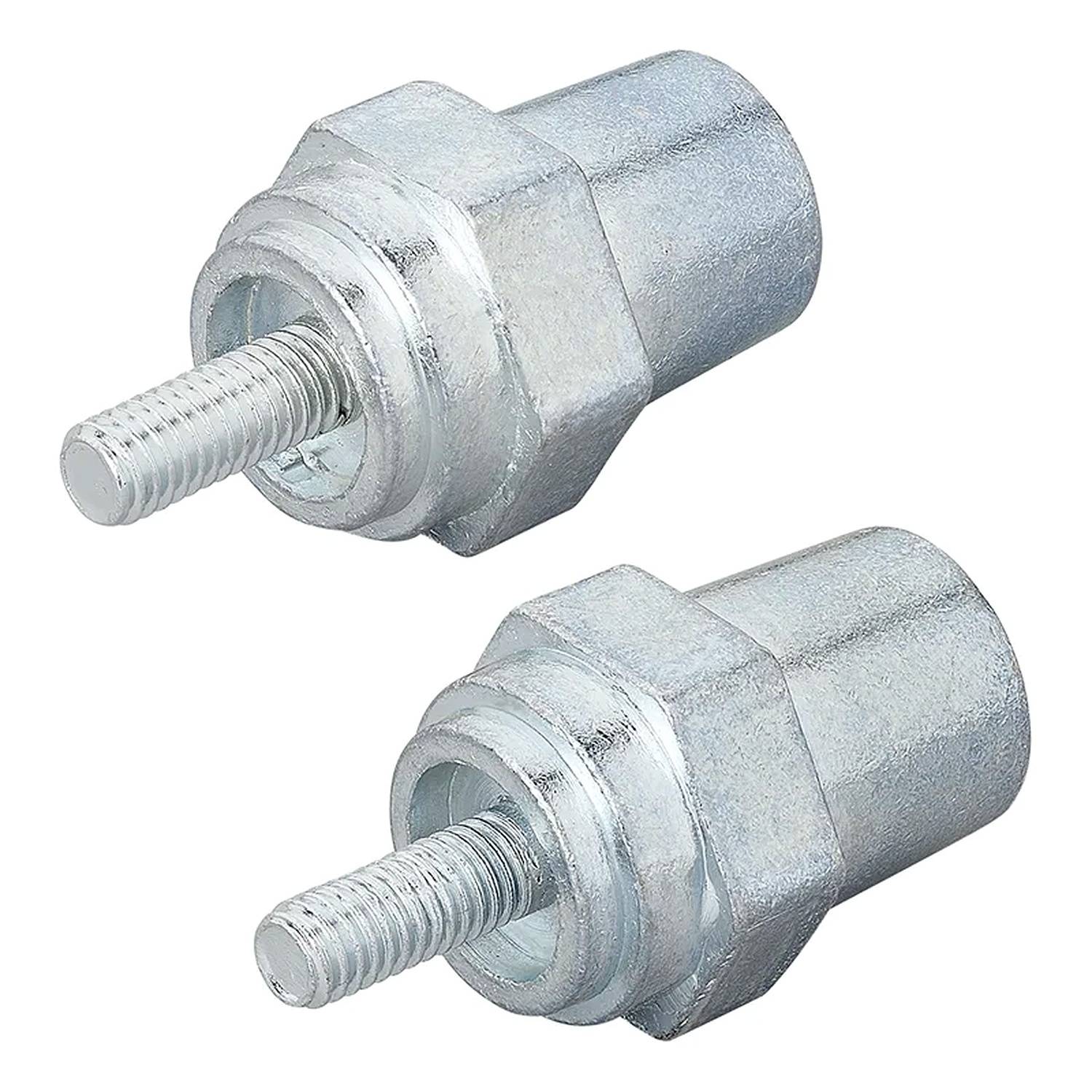 Zwei silberne Metall-Verlängerungsadapter, jeder mit einem Gewinde-Ende, die üblicherweise zum Verlängern von Verbindungen in mechanischen Baugruppen verwendet werden.