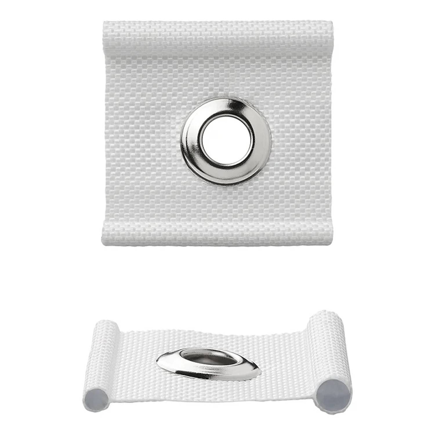 Eine Nahaufnahme eines weißen Polypropylen-Riemens mit einer Metallöse in der Mitte, dargestellt aus zwei Perspektiven: Draufsicht und Seitenansicht.