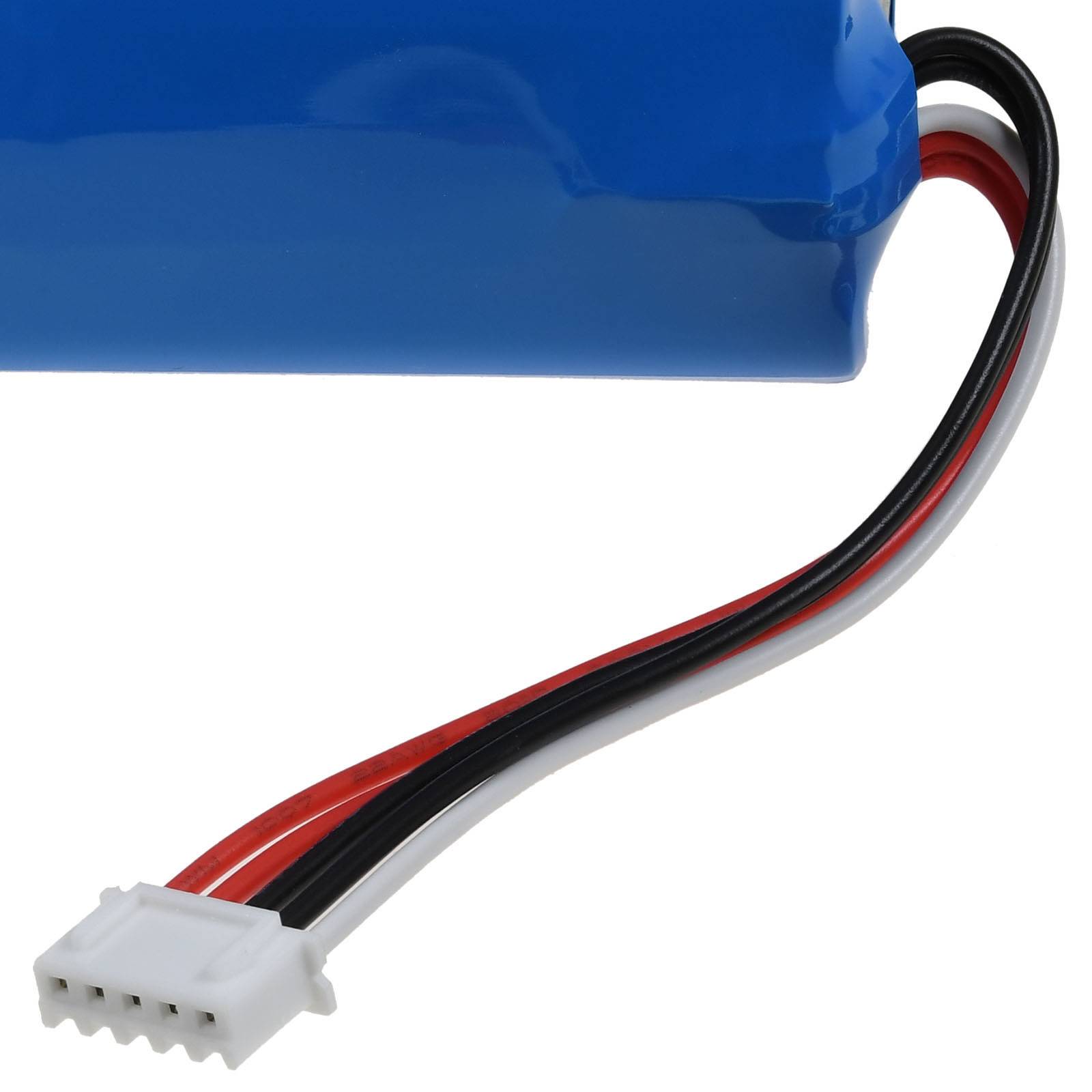 Ein blauer Akkupack mit zwei roten und schwarzen Anschlusskabeln, die in einem weißen Kunststoffstecker enden.
