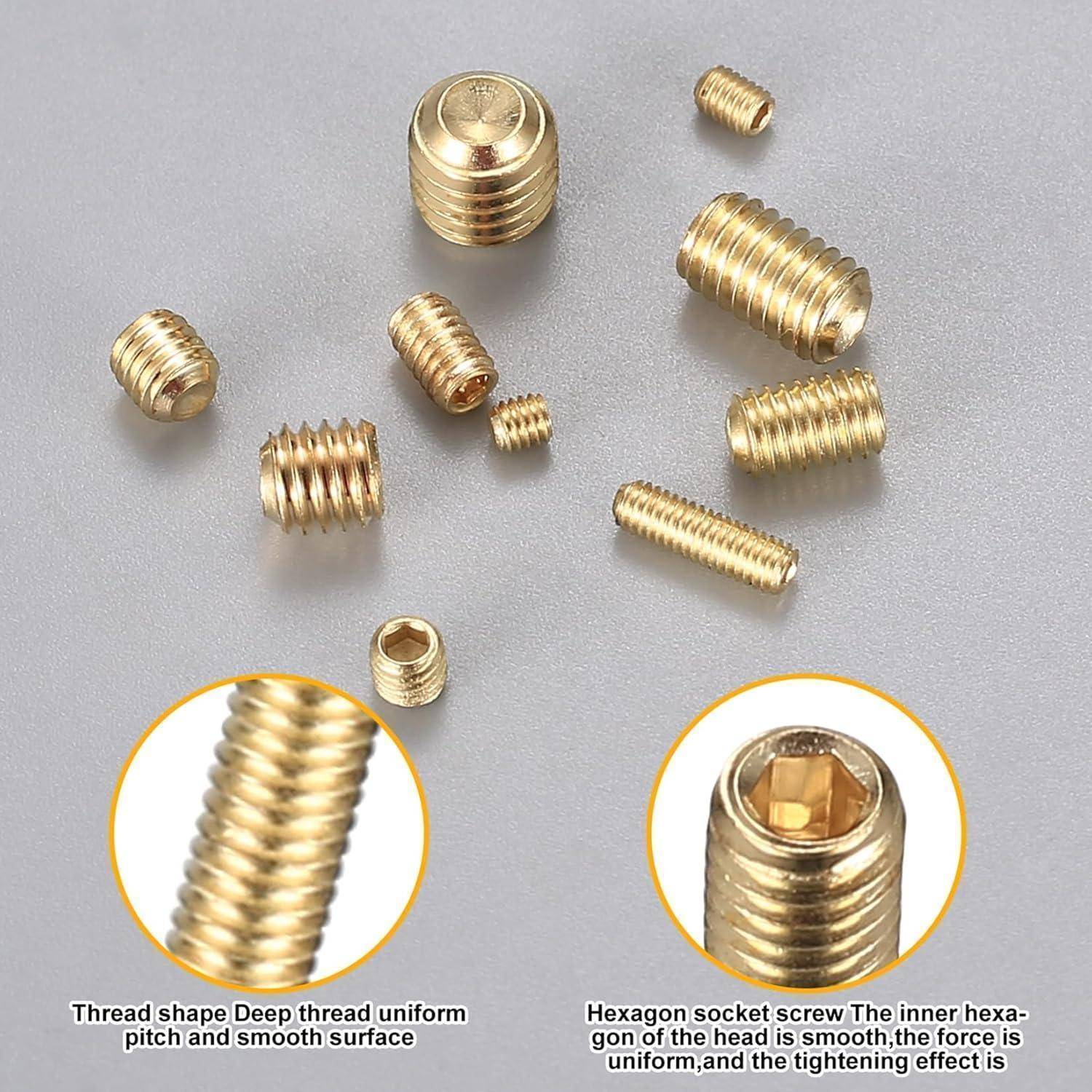 Goldfarben beschichtete Schrauben in verschiedenen Größen, mit Detailaufnahmen, die ihre tiefen Gewindegänge und glatten Oberflächen zeigen.