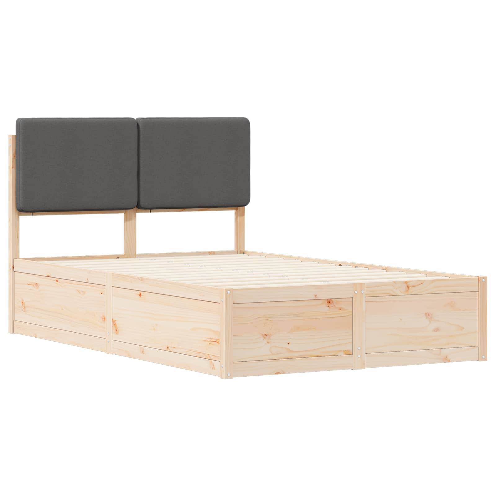 Ein Holzbettgestell mit heller Oberfläche verfügt über einen Lamellenboden und zwei dunkel gepolsterte Kopfteile. Es ist für eine moderne Schlafzimmereinrichtung konzipiert.