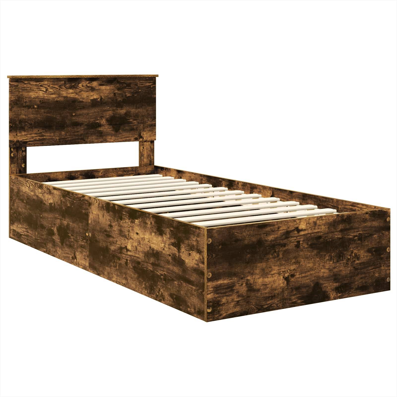Ein Holz-Doppelbett mit rustikaler Oberfläche, ausgestattet mit einem Kopfteil und einer Lattenrost-Basis, geeignet für eine Einzelmatratze.