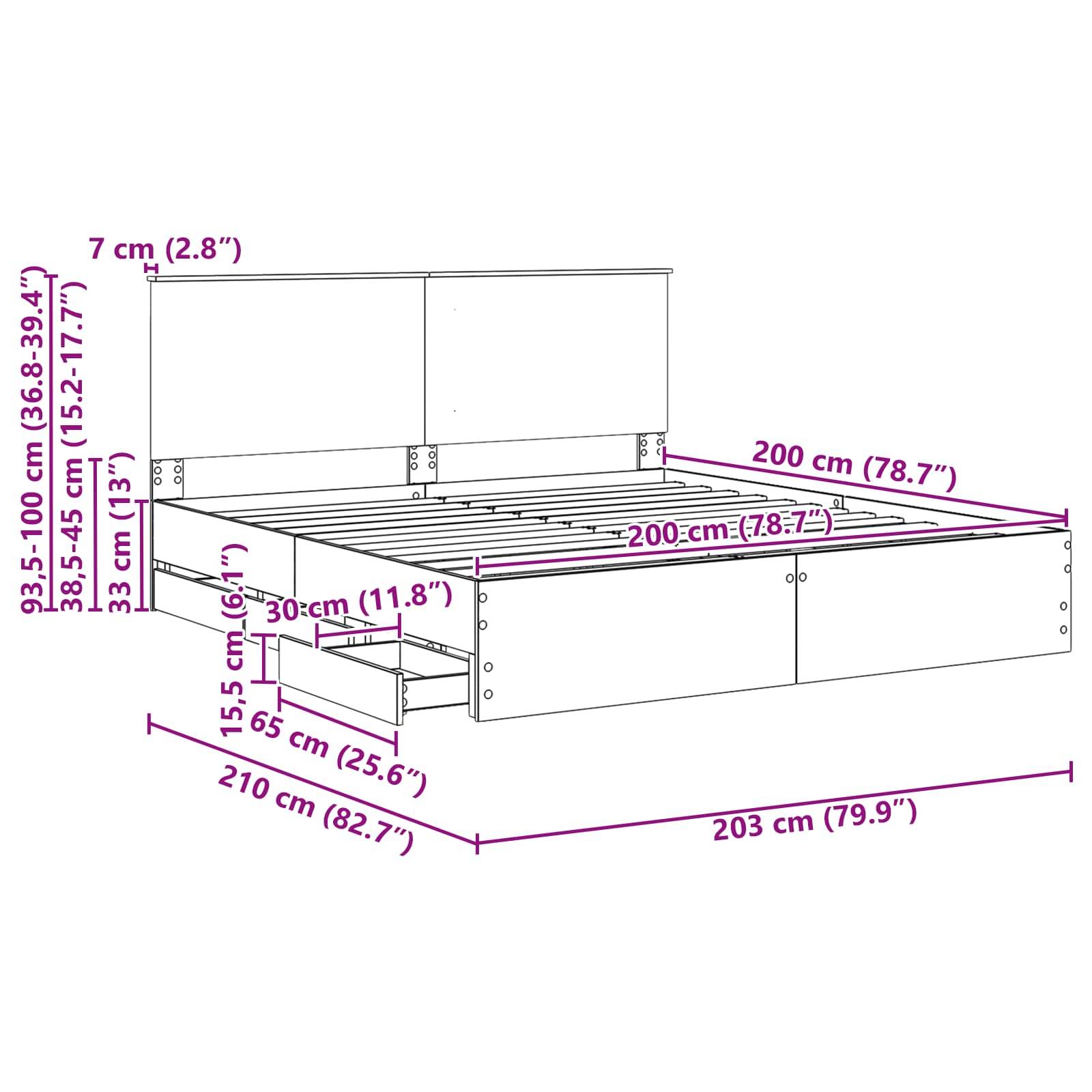 Bettrahmen-Abmessungen: Breite 210 cm, Tiefe 203 cm, Höhe 93,5-100 cm. Inklusive Bettkasten: 30 cm Höhe, 59 cm Tiefe, 82 cm Breite.