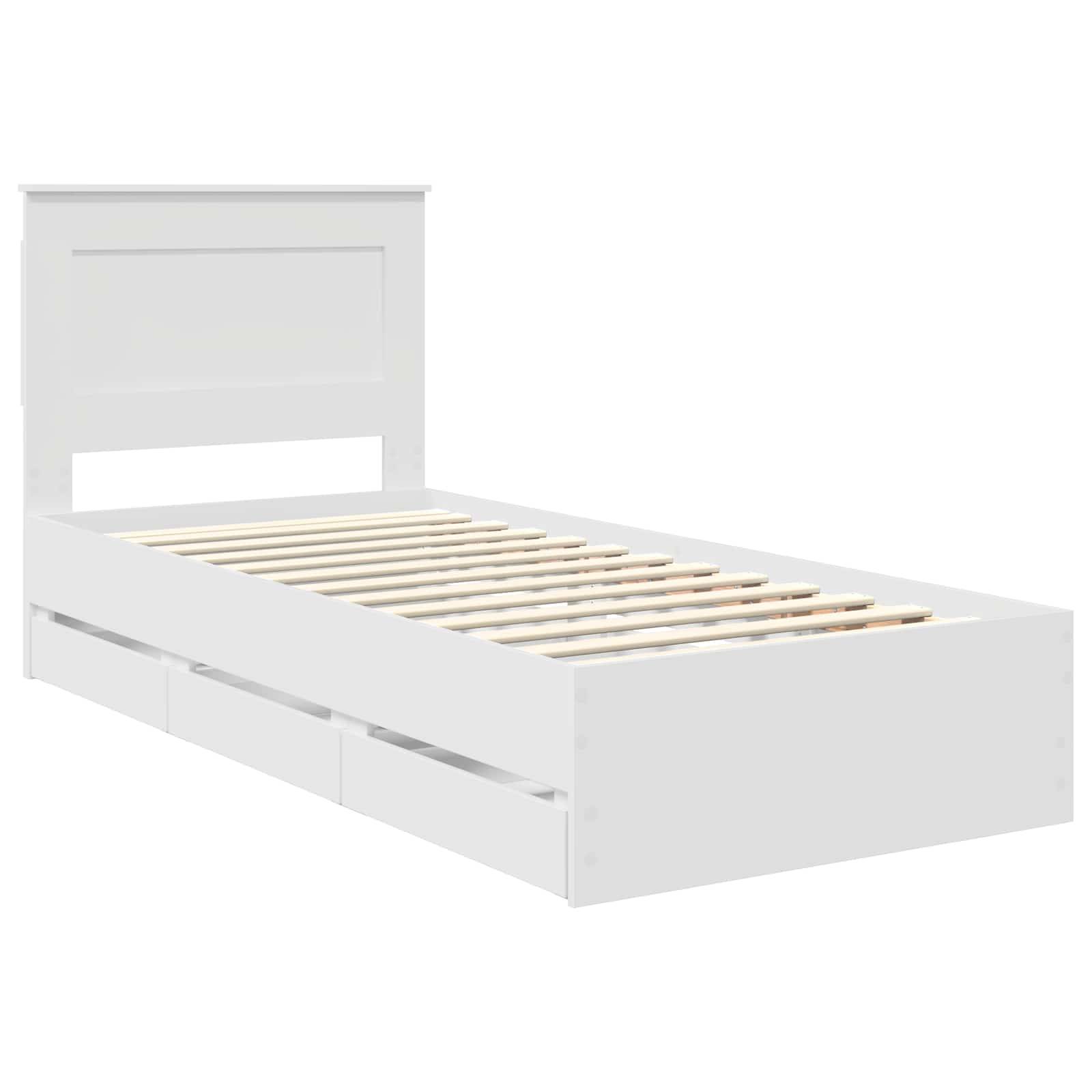 Weißes Einzelbettgestell mit Holzlatten und einer Paneelrückwand, ausgestattet mit drei Bettkasten-Schubladen.